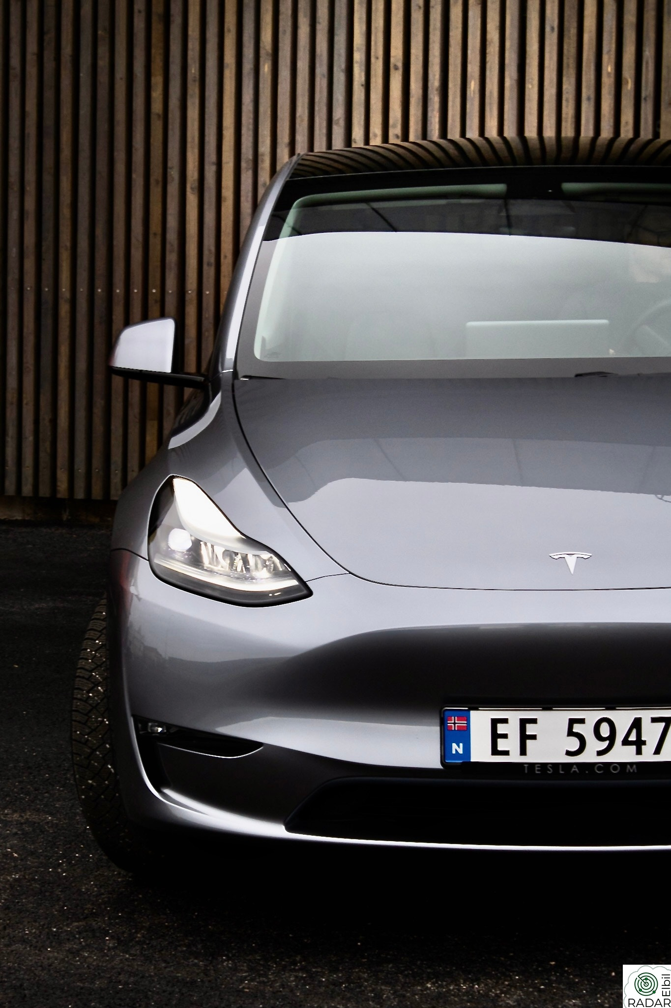 TESLA Model Y Long Range AWD/QUICKSILVER/H.FESTE/KERAMISK COATING