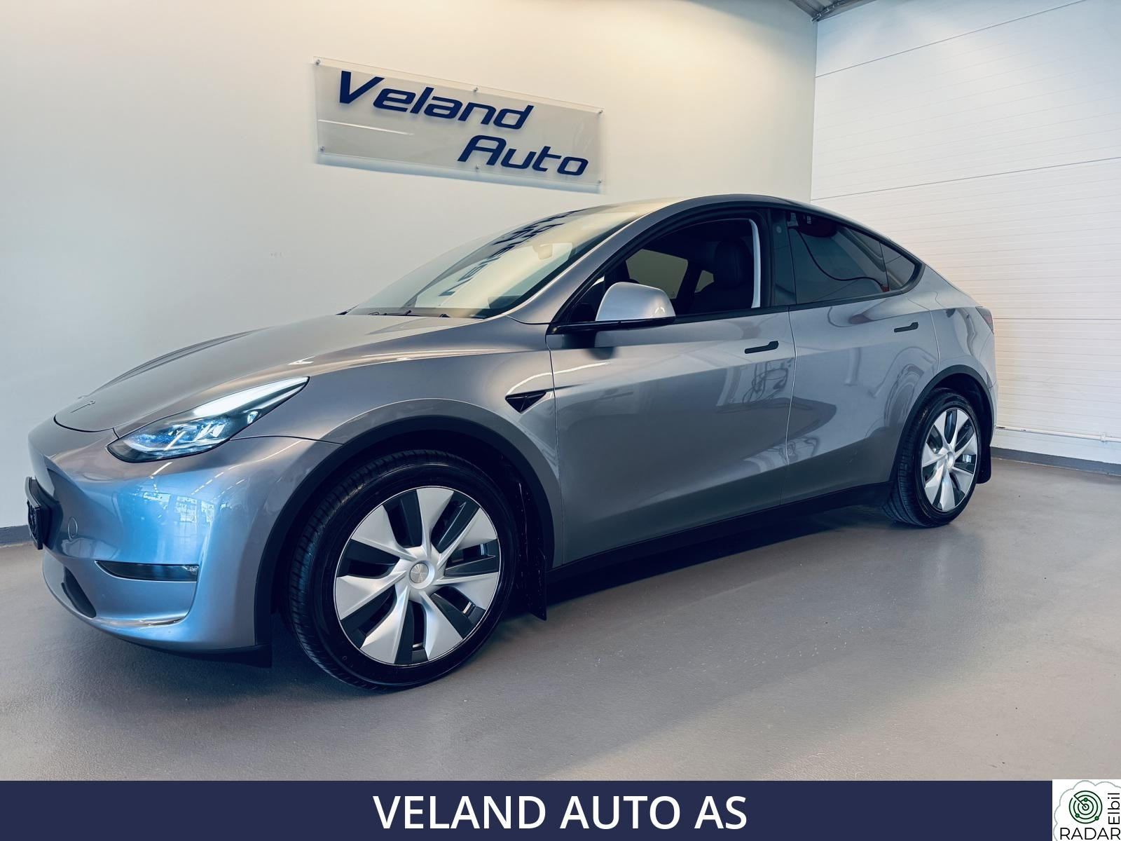 TESLA Model Y LONG RANGE AWD 533 KM WLTP/PANO/PREMIUM/ACC/KROK