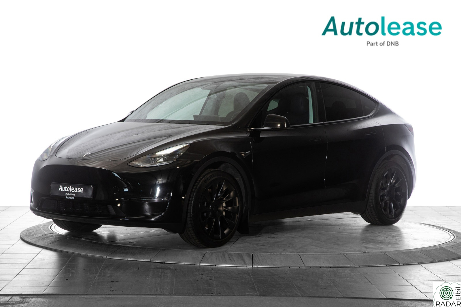 TESLA Model Y Long Range AWD, H.Feste / Panoramasoltak ++,