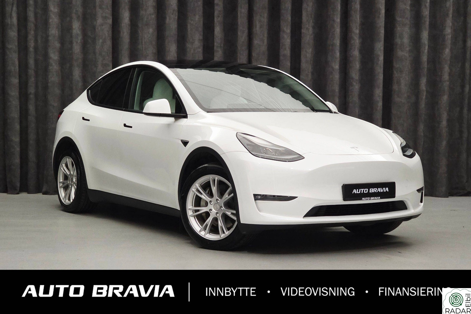 TESLA Model Y LONG RANGE/DUALMOTOR/533KM/KROK/MATRIX/AP/AMD/V.PUMPE++