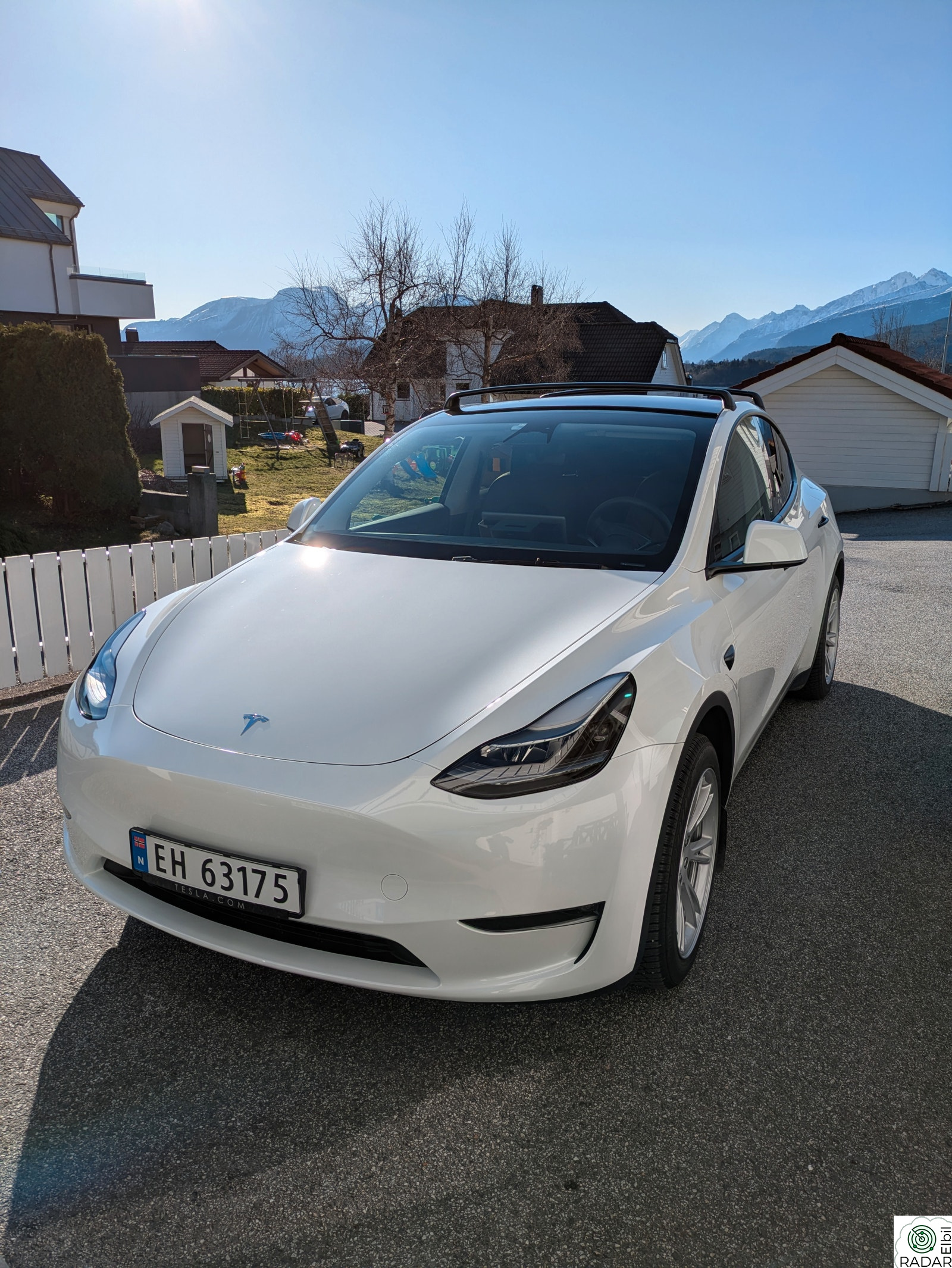 TESLA Model Y Long Range Dual Motor AWD / Vinterpakke / Hengerfeste