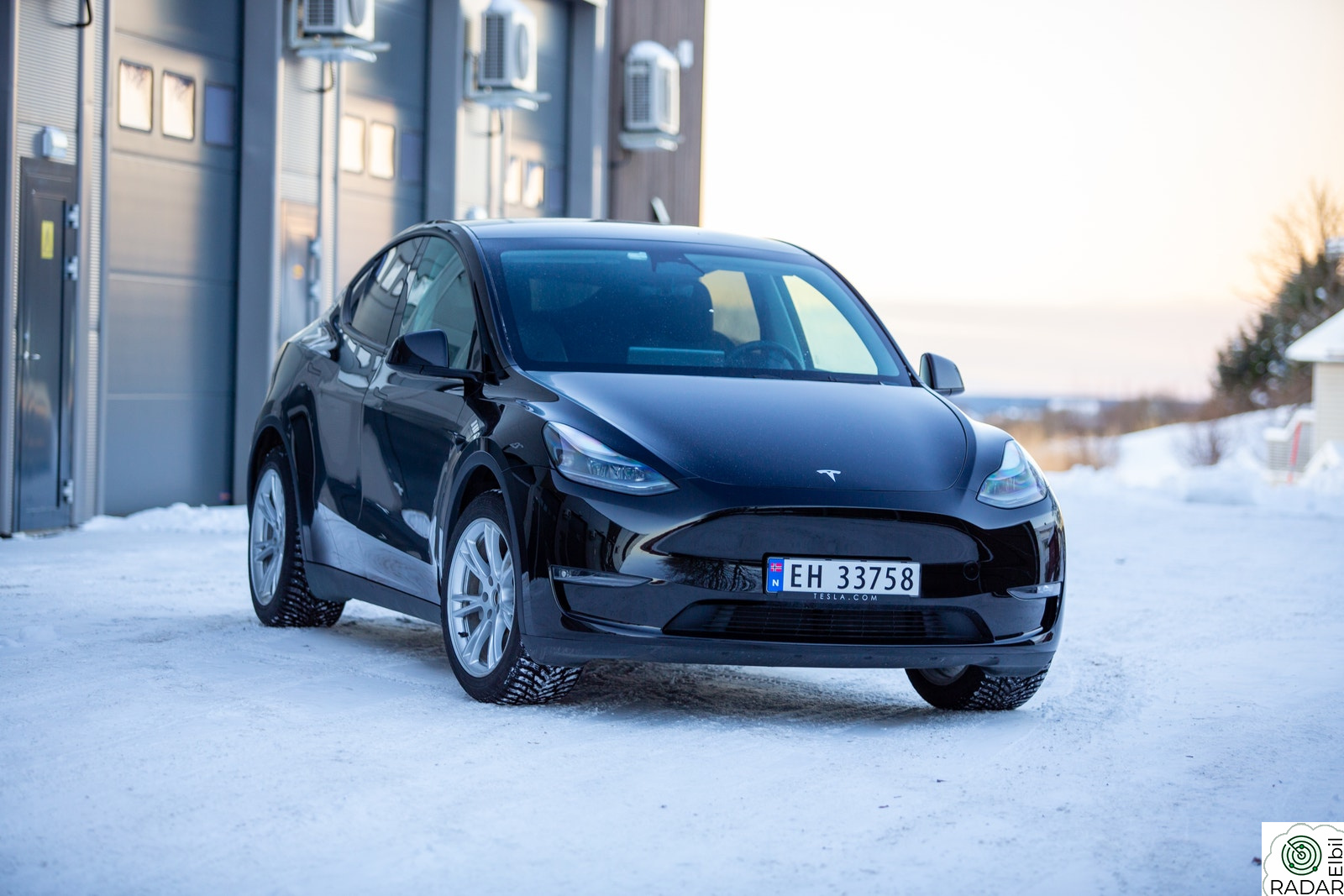 TESLA Model Y Long Range AWD
