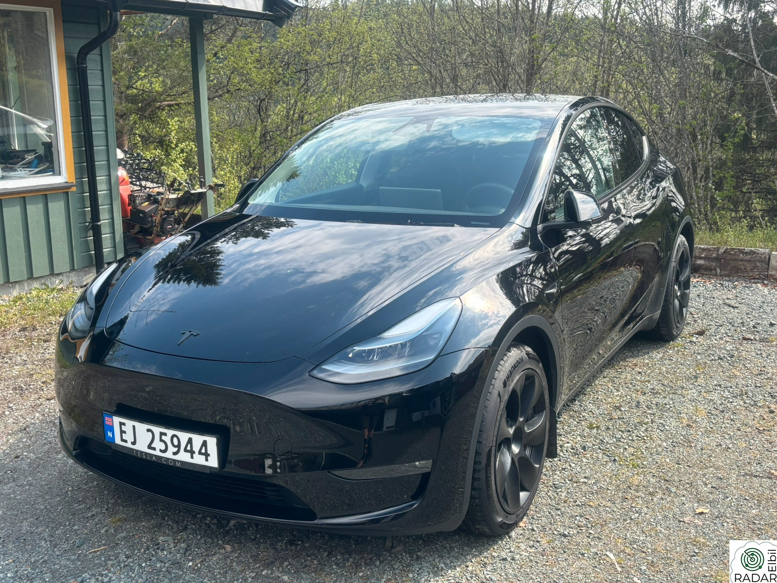 TESLA Model Y Long Range AWD
