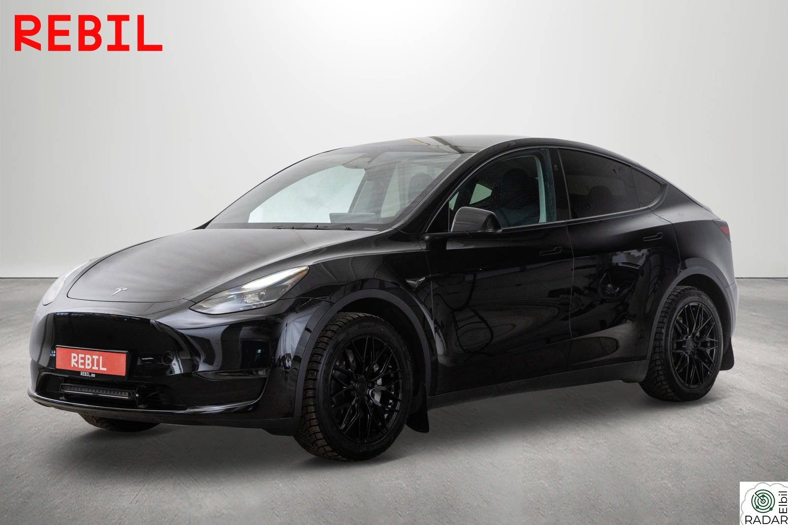 TESLA Model Y 533km (75KWh) LR/AWD/AP/Ryzen/Krok/Pano/Skinn/V.pumpe