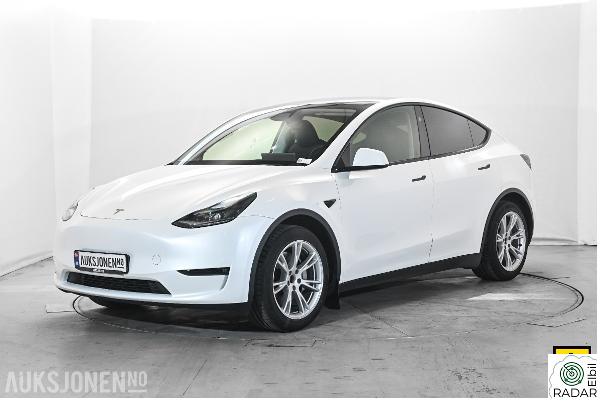 TESLA Model Y LR AWD AUTOPILOT HENGERFESTE PANORAMA NAVI LED FJERNLYS