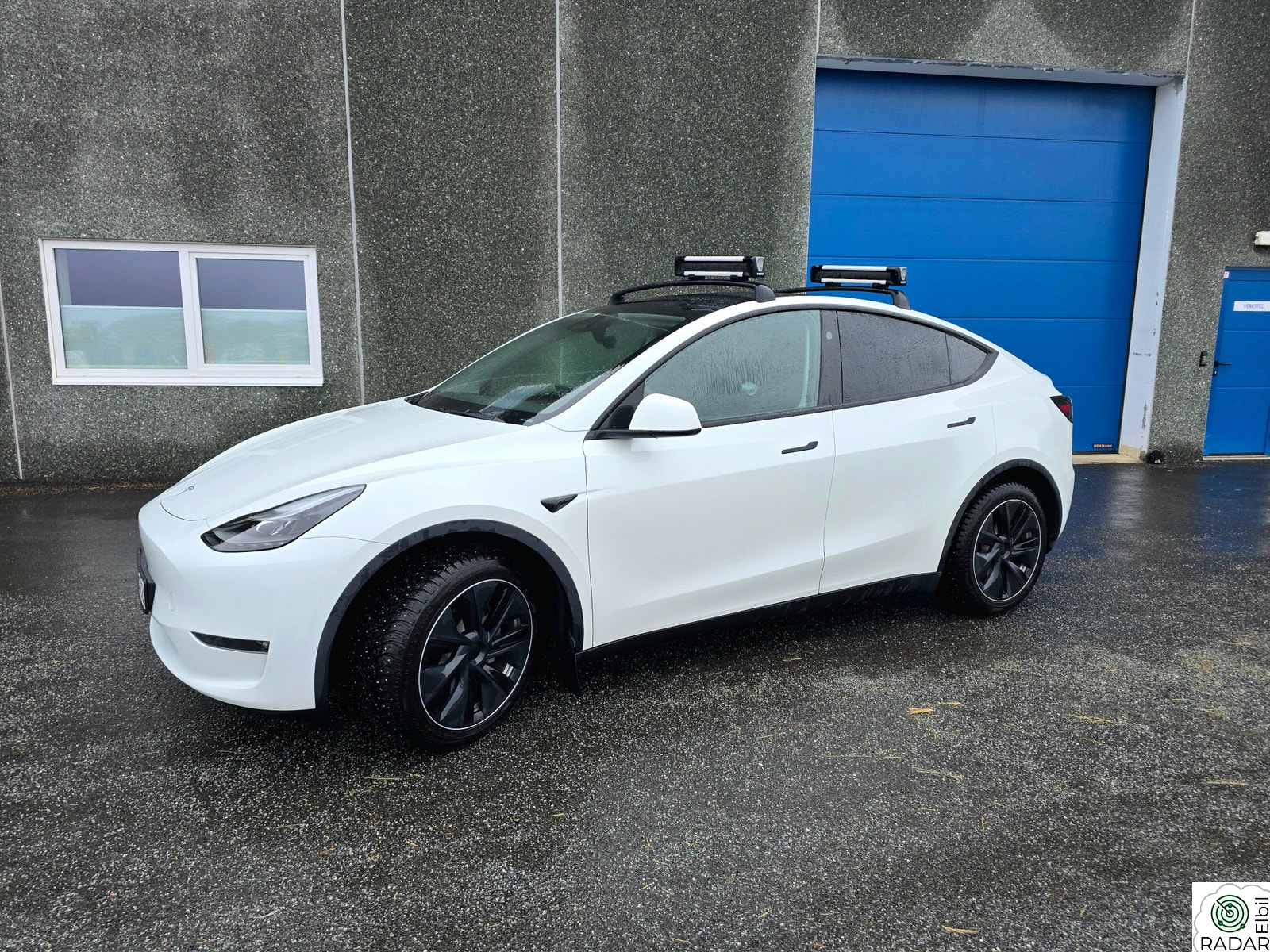 TESLA Model Y Long Range AWD