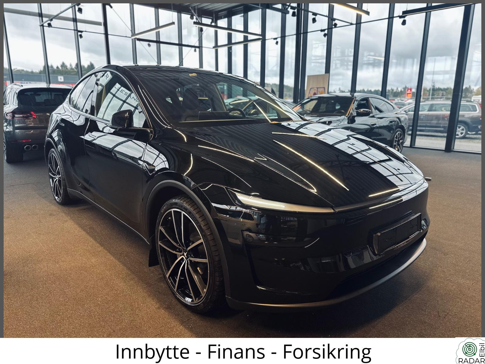 TESLA Model Y Long Range/ Premium/ AWD/ H.Feste/ WLTP 600km/+++