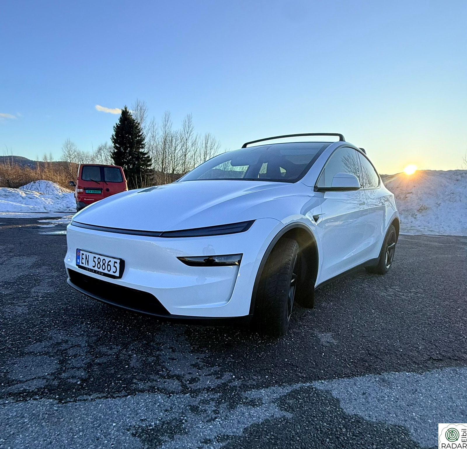 TESLA Model Y Long Range AWD
