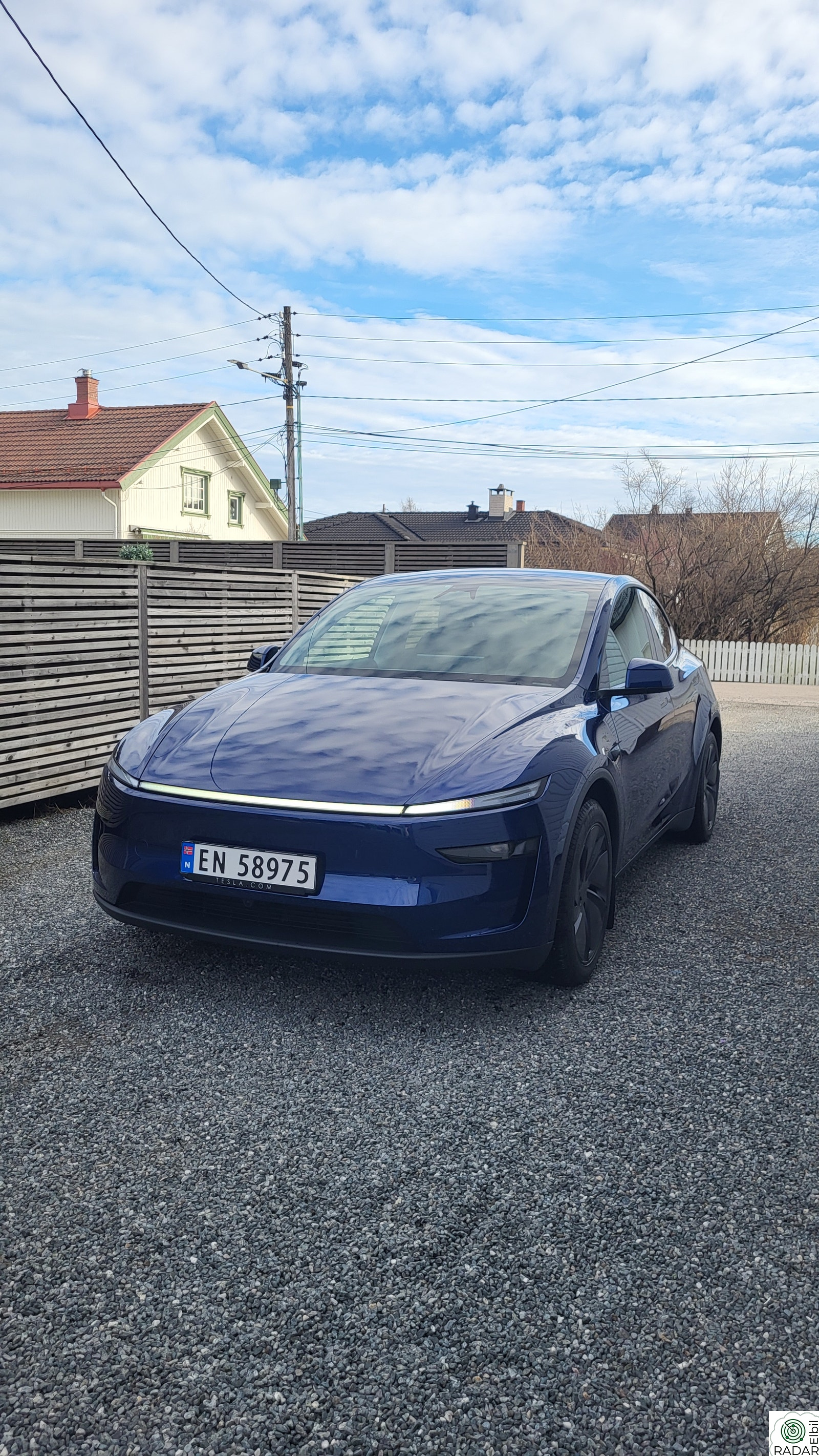 TESLA Model Y Long Range AWD
