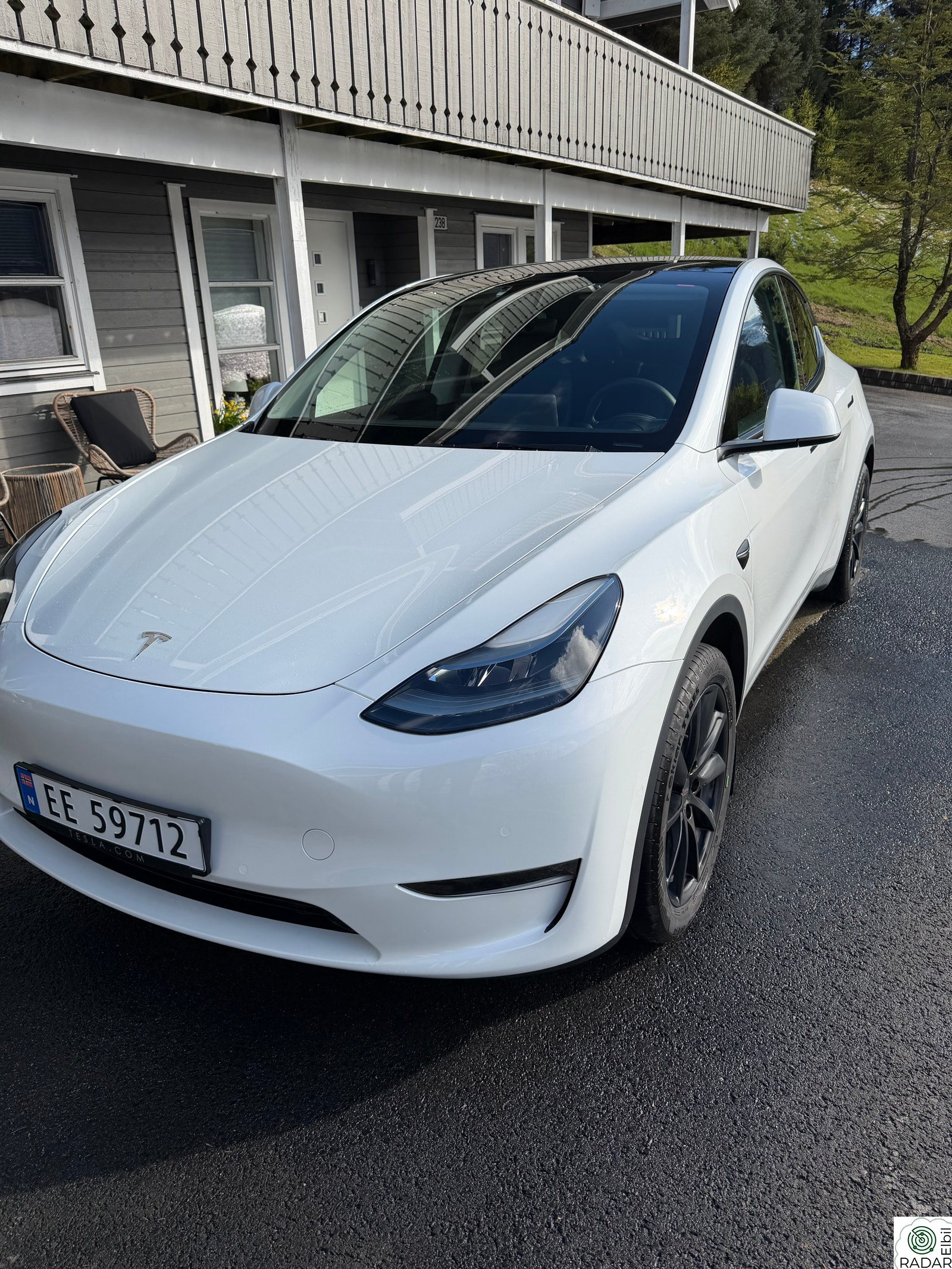TESLA Model Y Long Range AWD