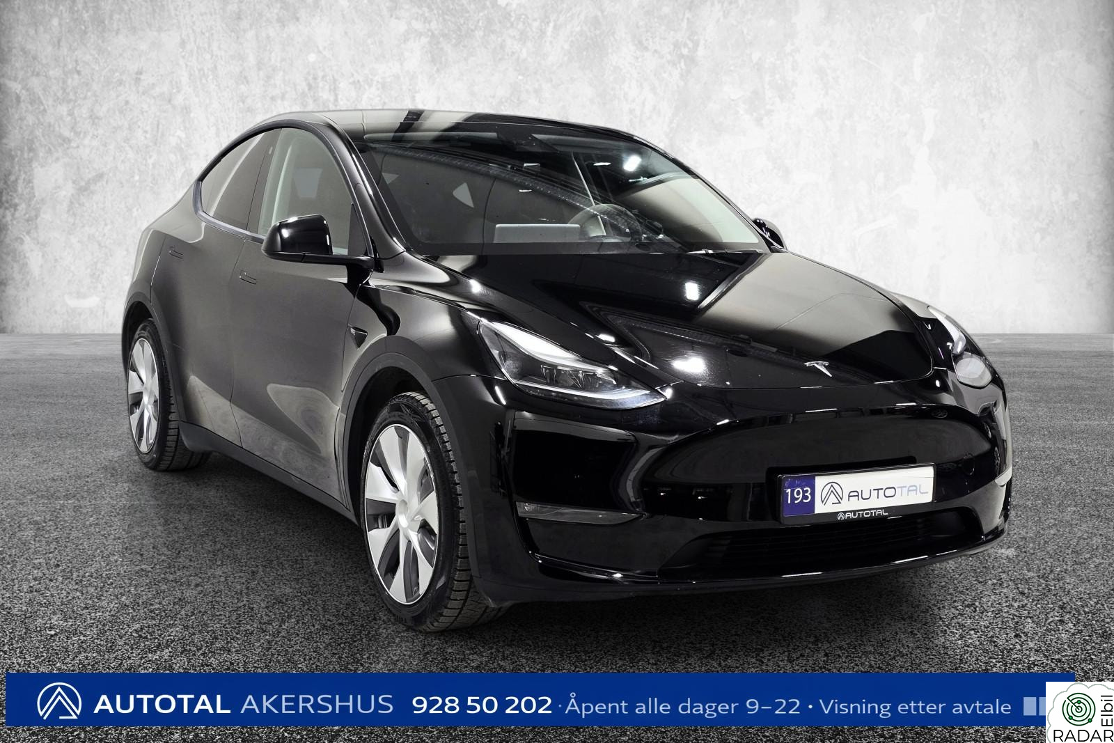 TESLA Model Y AWD | LR | 533km | Krok | Autopilot | Ryzen | Garanti*