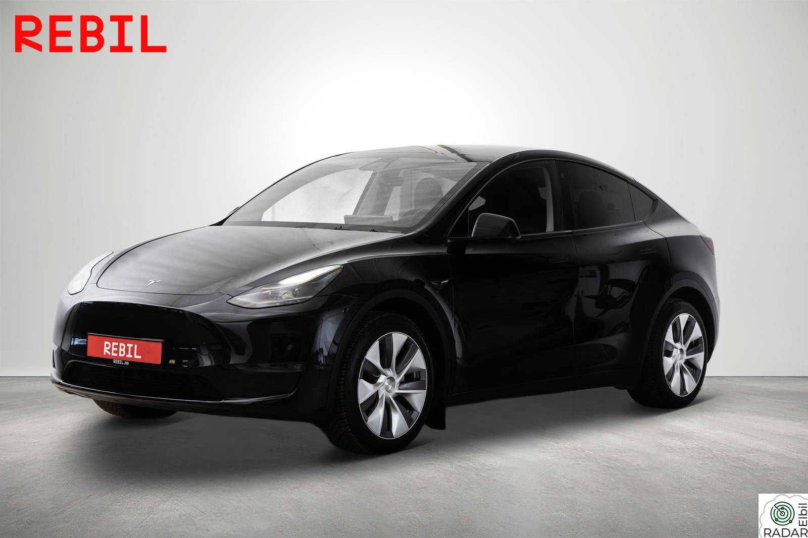 TESLA Model Y 533km(WLTP)/LR/AWD/Krok/Ryzen/Navi/Rkam/Pano/AP/V.pumpe