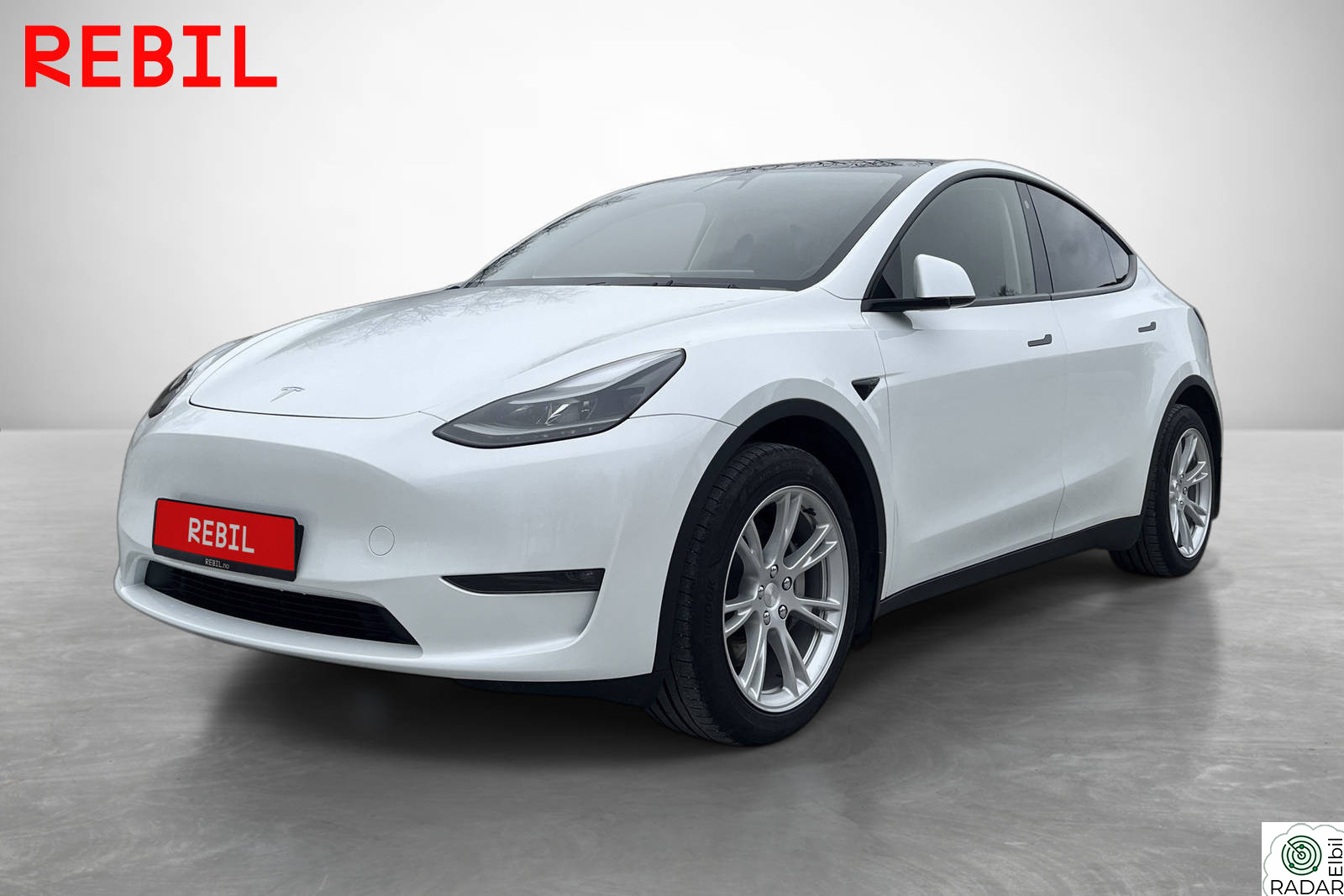 TESLA Model Y LongRange/AP/V.pumpe/R.Kam/Skinn/Ryzen/AWD/Krok