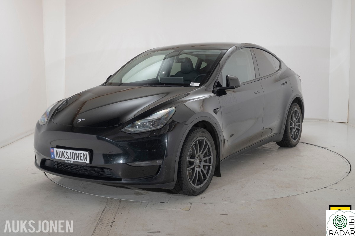 TESLA Model Y LR AWD AUTOPILOT ACC PANO PREMIUM LYD VARMEPUMPE