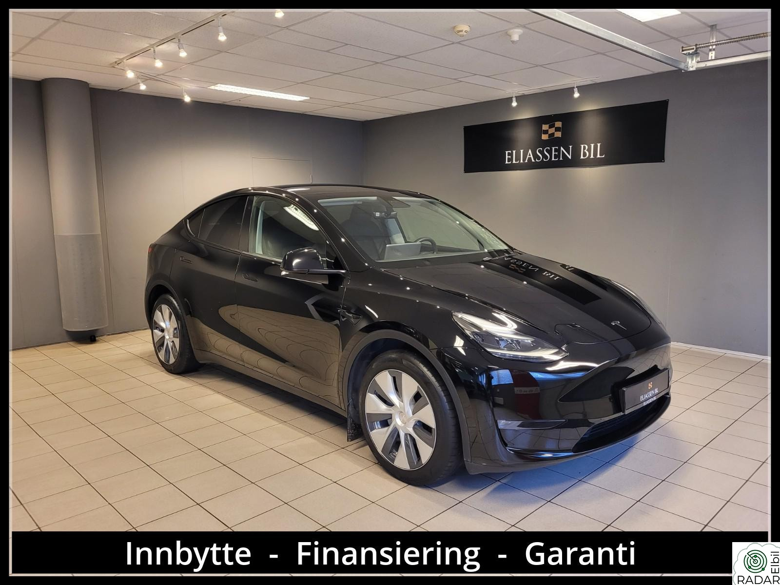 TESLA Model Y Long Range AWD Premium /Autopilot /Sort Skinn /H.Feste