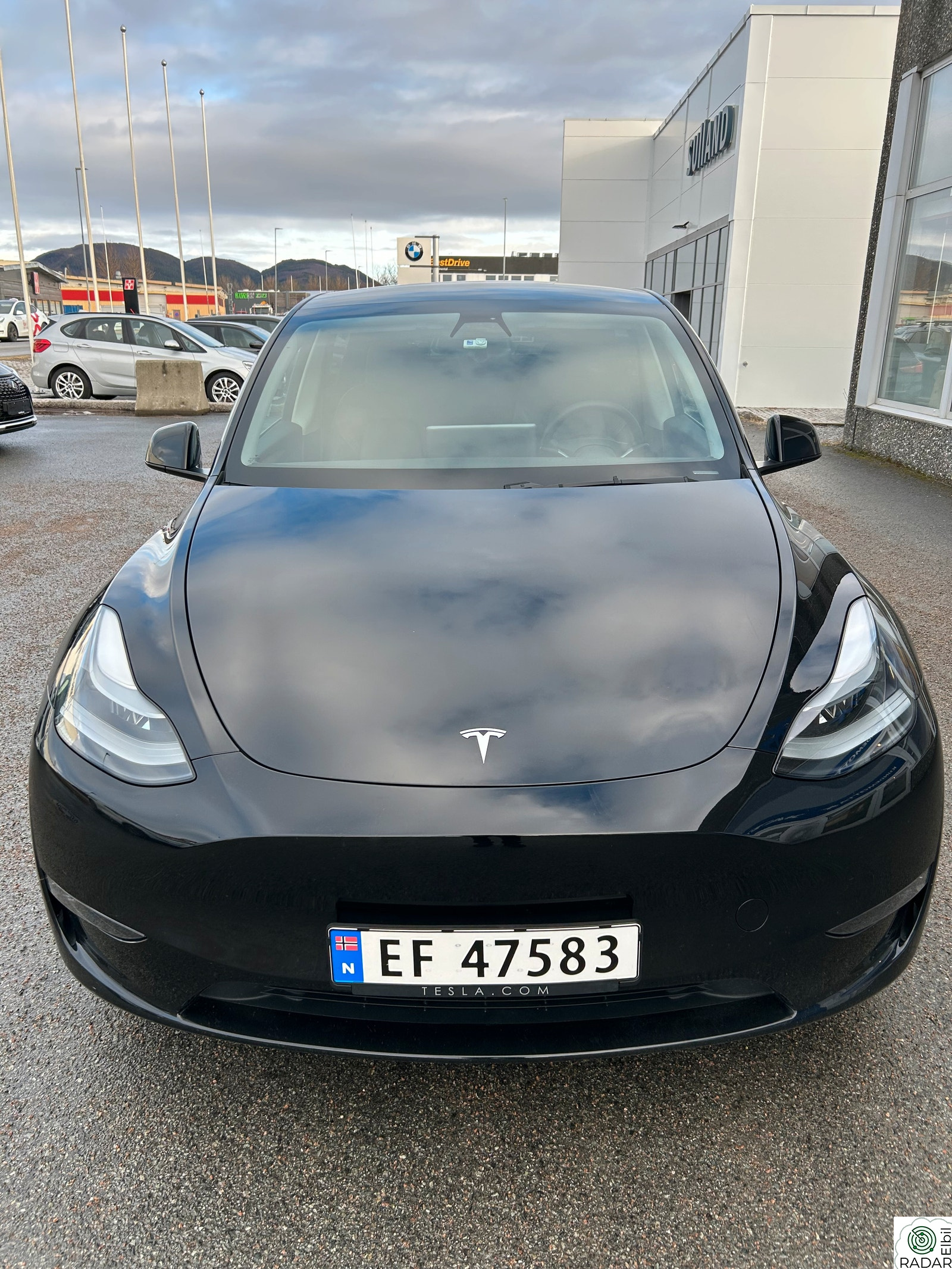TESLA Model Y Long Range AWD