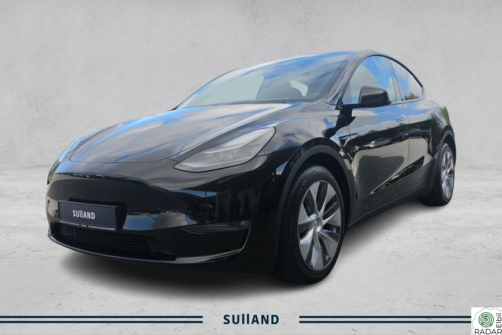 TESLA Model Y LR AWD 533km/Skinn/Krok/360/Premium/P.Varmer ++