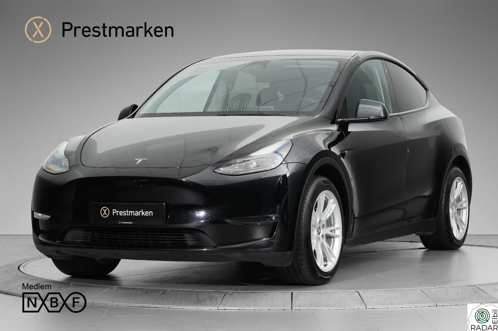 TESLA Model Y Long Range AWD Ny i Norge Premium Pano Ryzen Krok 1Eier