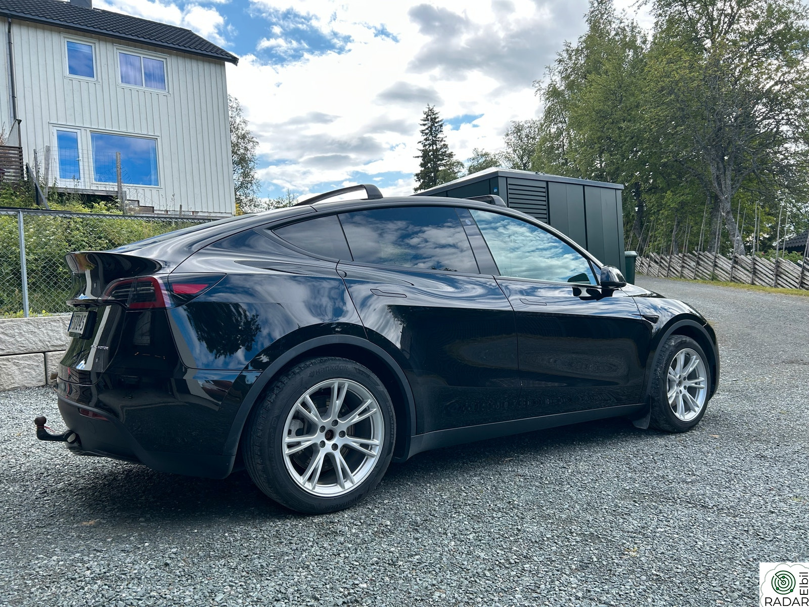 TESLA Model Y Long Range AWD
