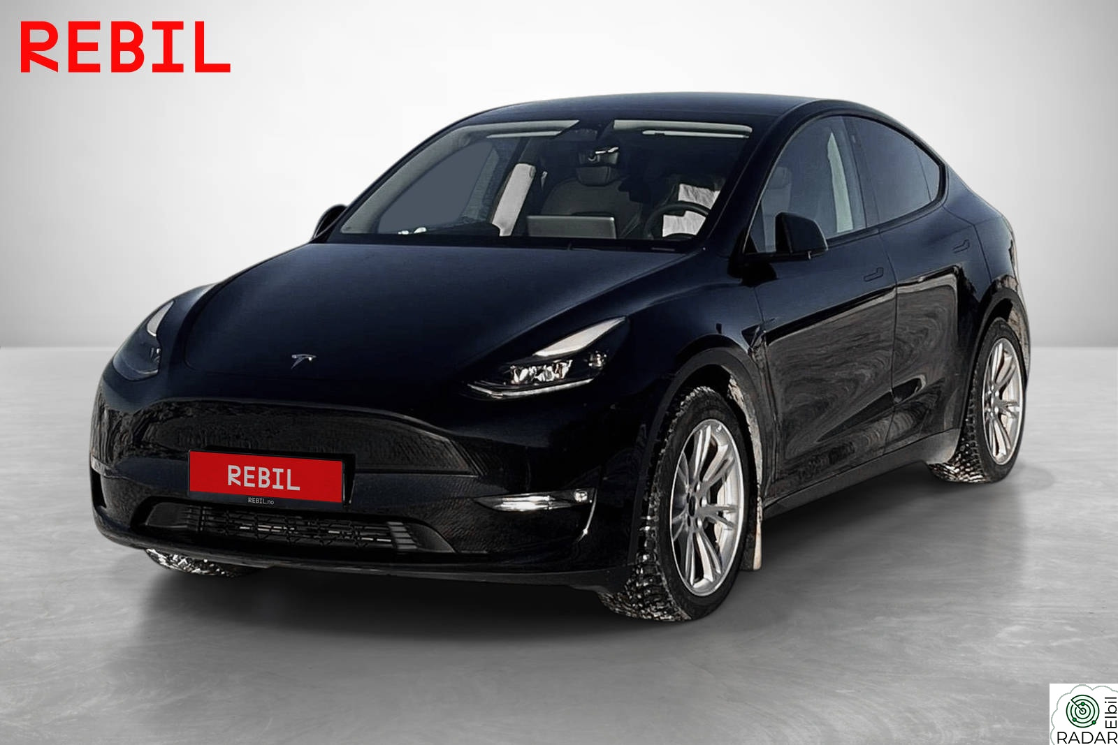 TESLA Model Y 533km/LongRange/AWD/AMD/Autopilot/krok/Panorama/Navi