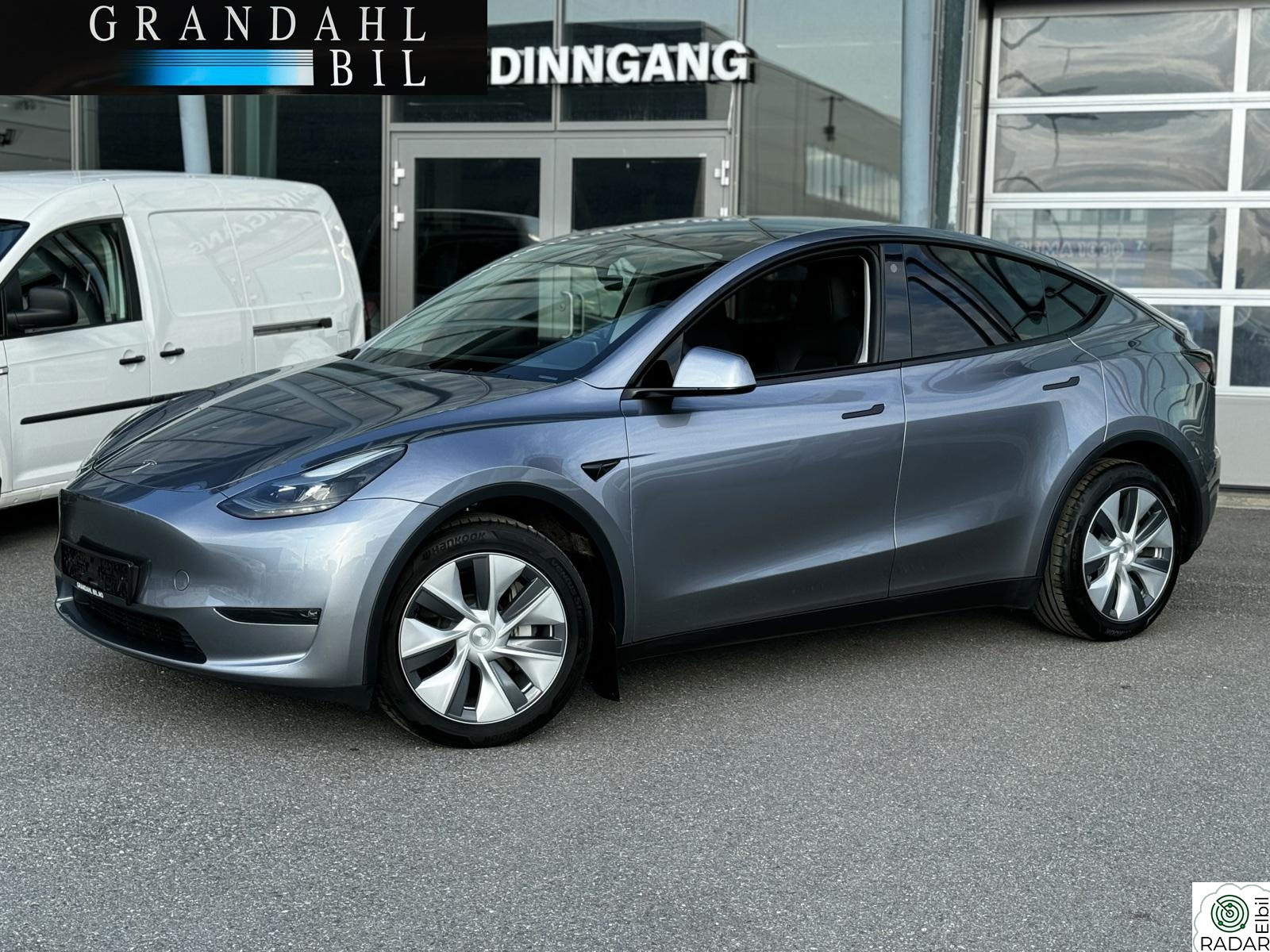 TESLA Model Y LR - 4WD - Norsk bil - S OG V hjul- TAR INNBYTTE+++