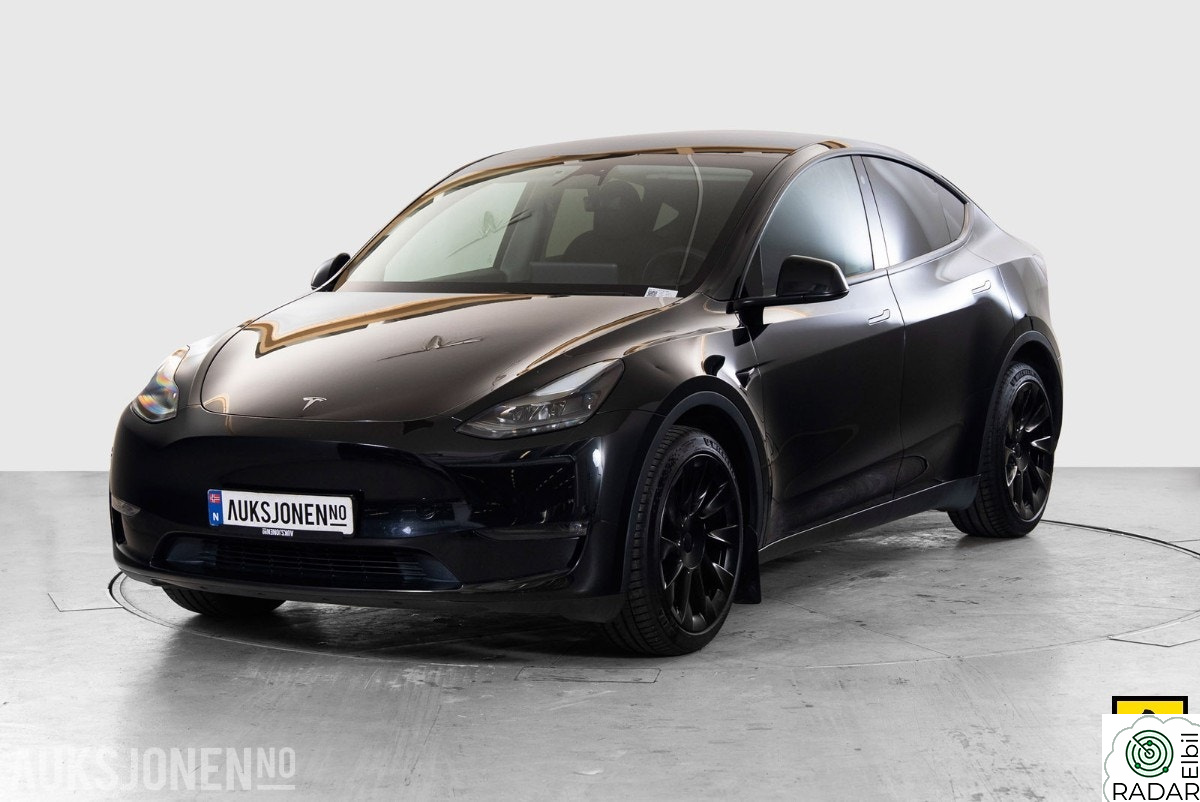 TESLA Model Y LRDM GARANTI HENGERFESTE PANORAMA FORBEDRET AUTOPILOT