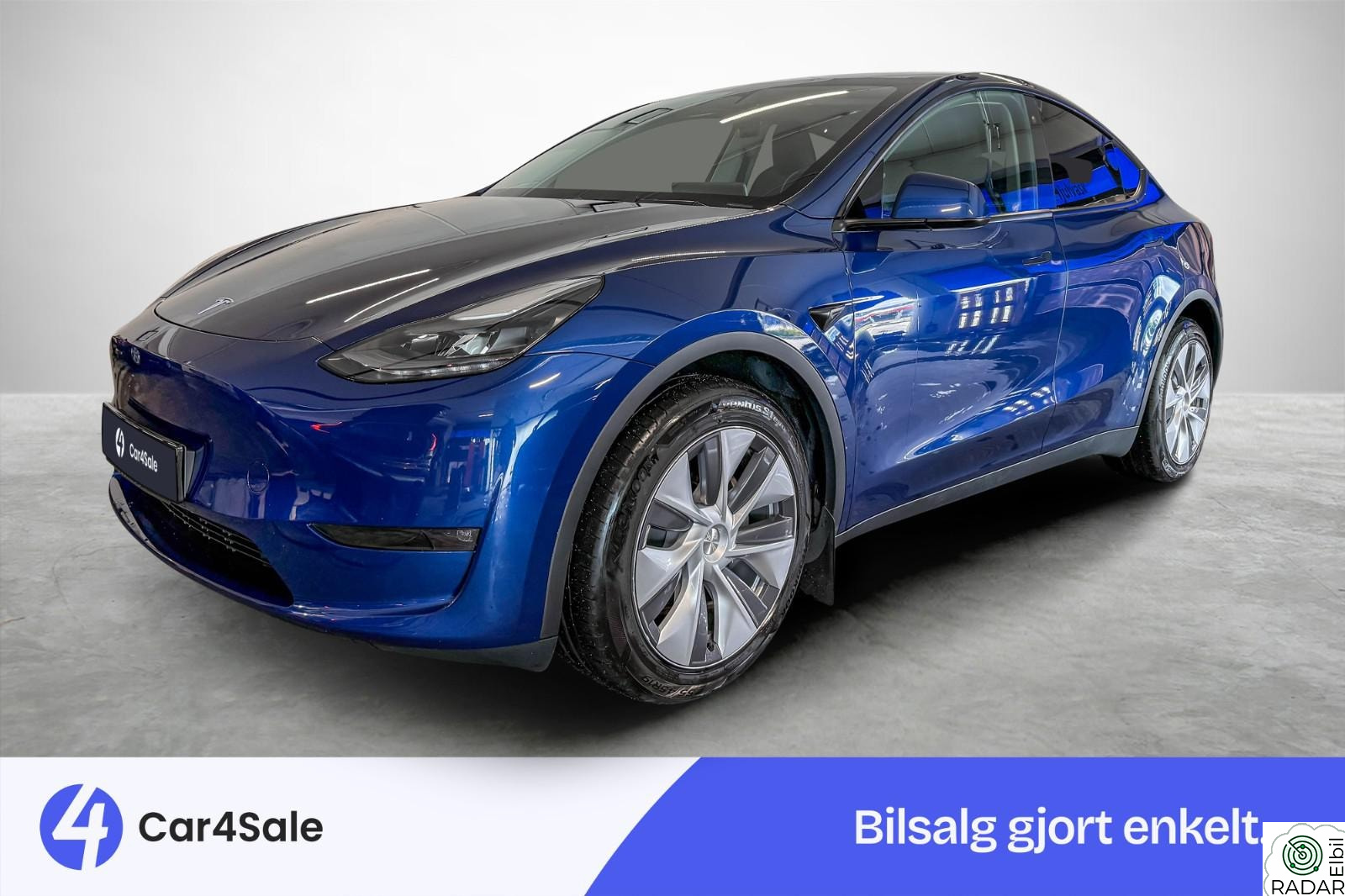 TESLA Model Y Long Range AWD 533km /Autopilot /V.Pumpe /1-eier /360 +