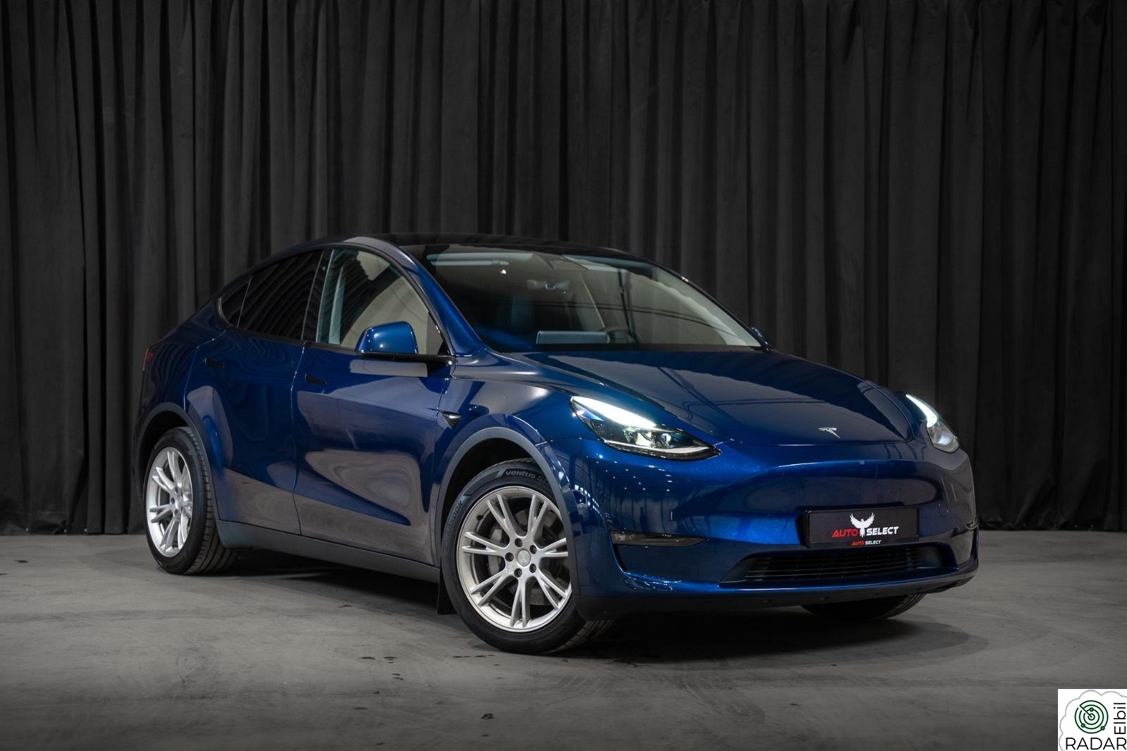TESLA Model Y Long Range AWD/Premium/Krok/360/Varmepumpe/AutoPilot