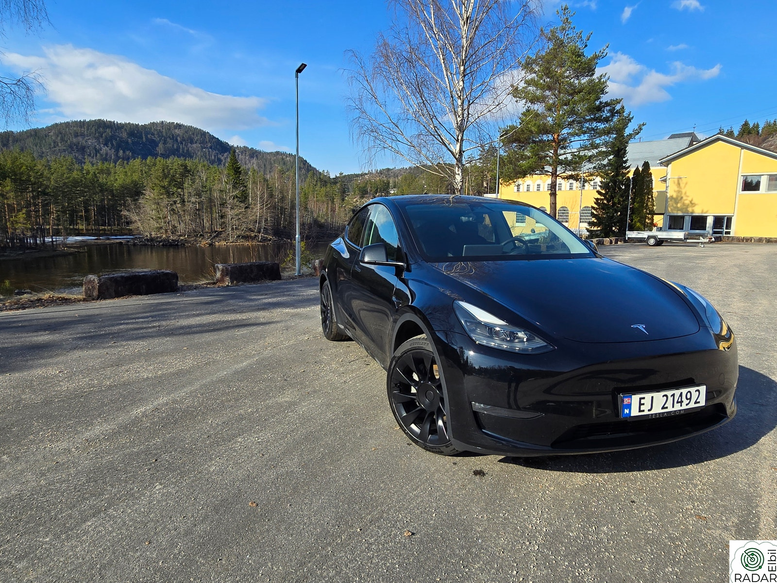 TESLA Model Y Long Range AWD