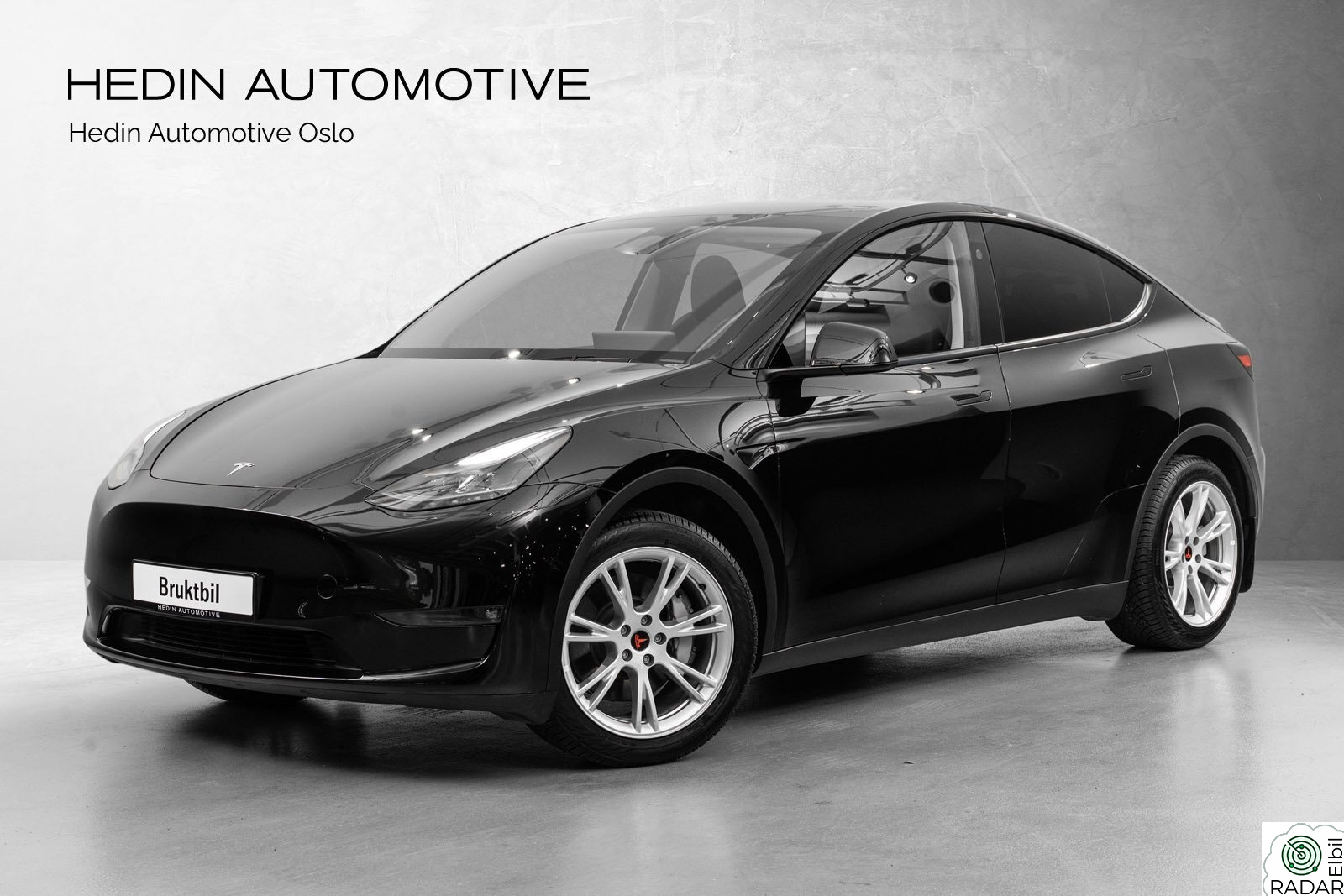 TESLA Model Y Long Range AWD Hengerfeste