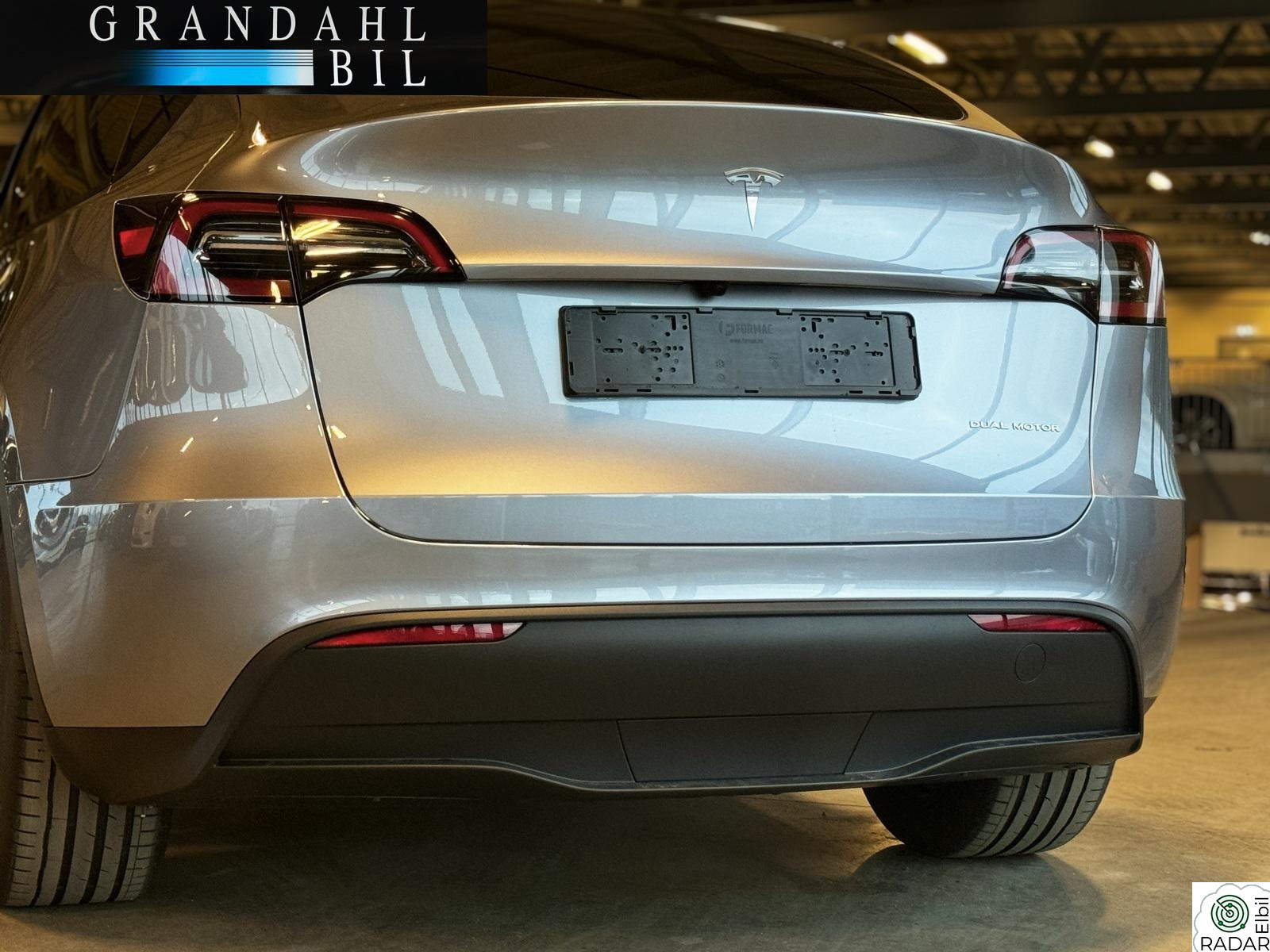 TESLA Model Y SJEKK FARGE - LR - 4WD -Hengerfeste - S OG V hjul++