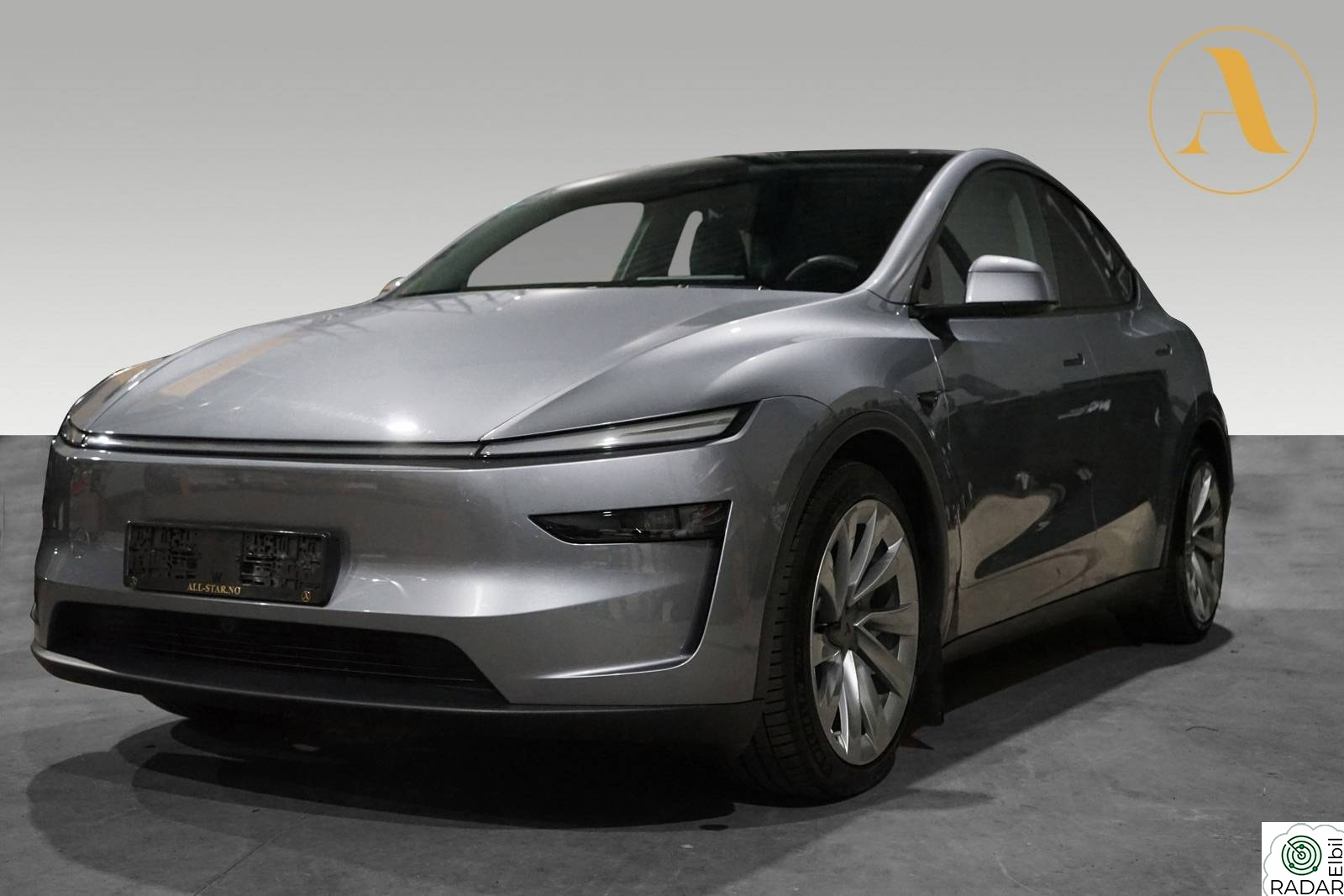 TESLA Model Y LONG RANGE AWD 568KM/PANORAMA/AUTOPILOT/H.FESTE/NORSK