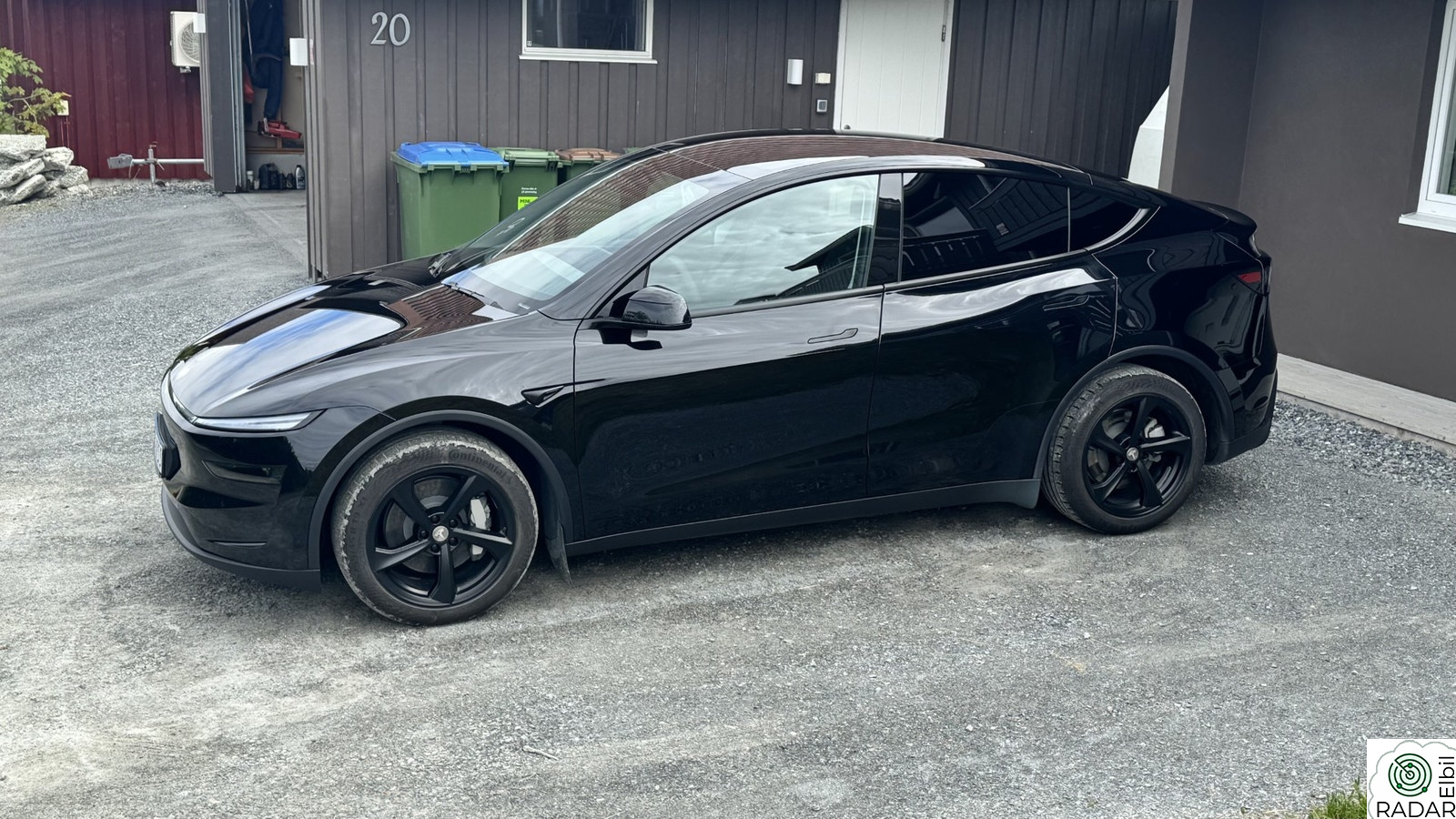 TESLA Model Y Long Range AWD