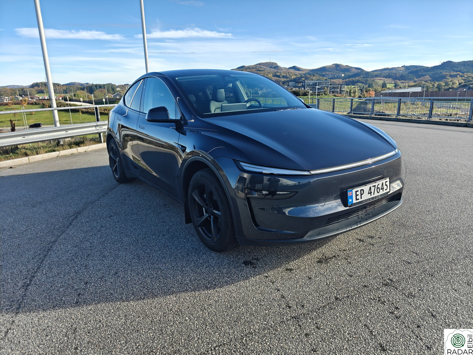 TESLA Model Y Premium Long Range AWD