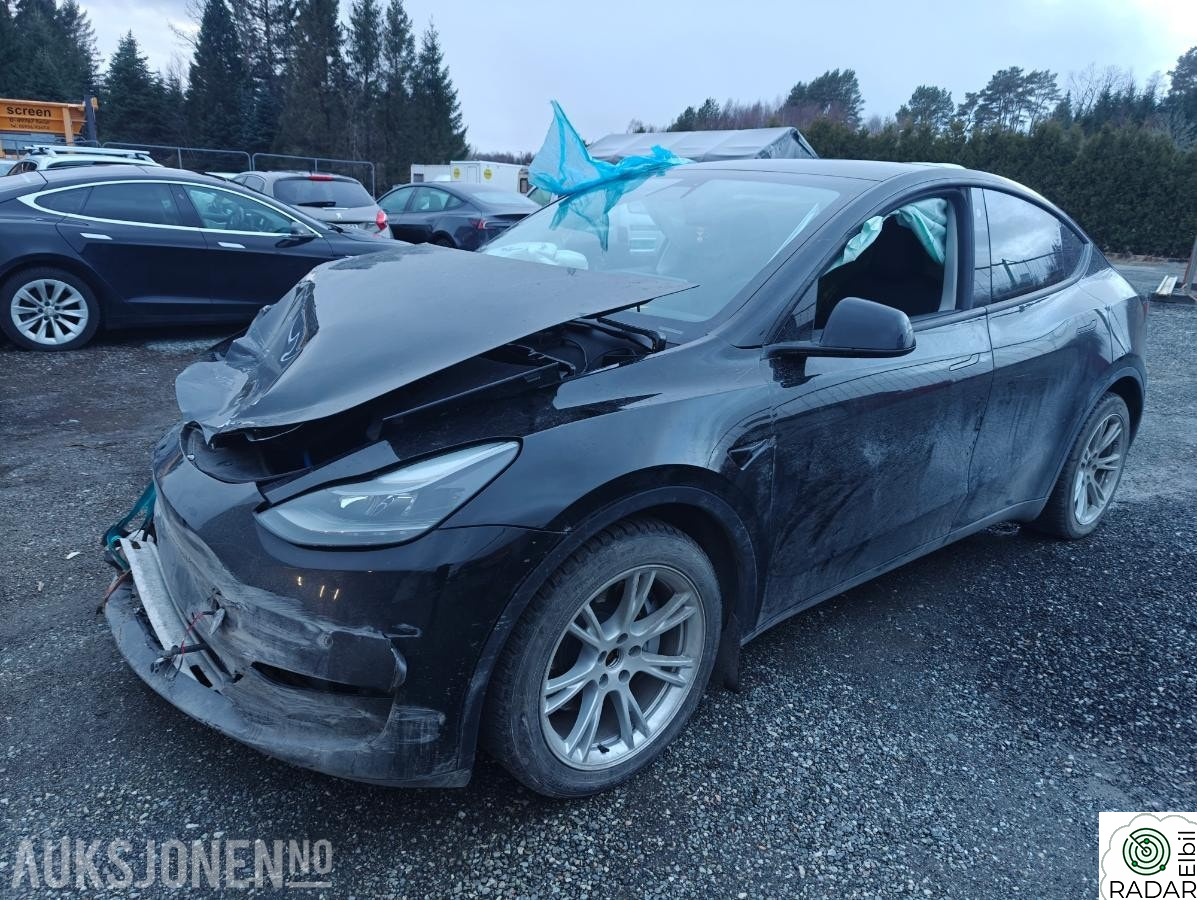 TESLA Model Y Long Range AWD