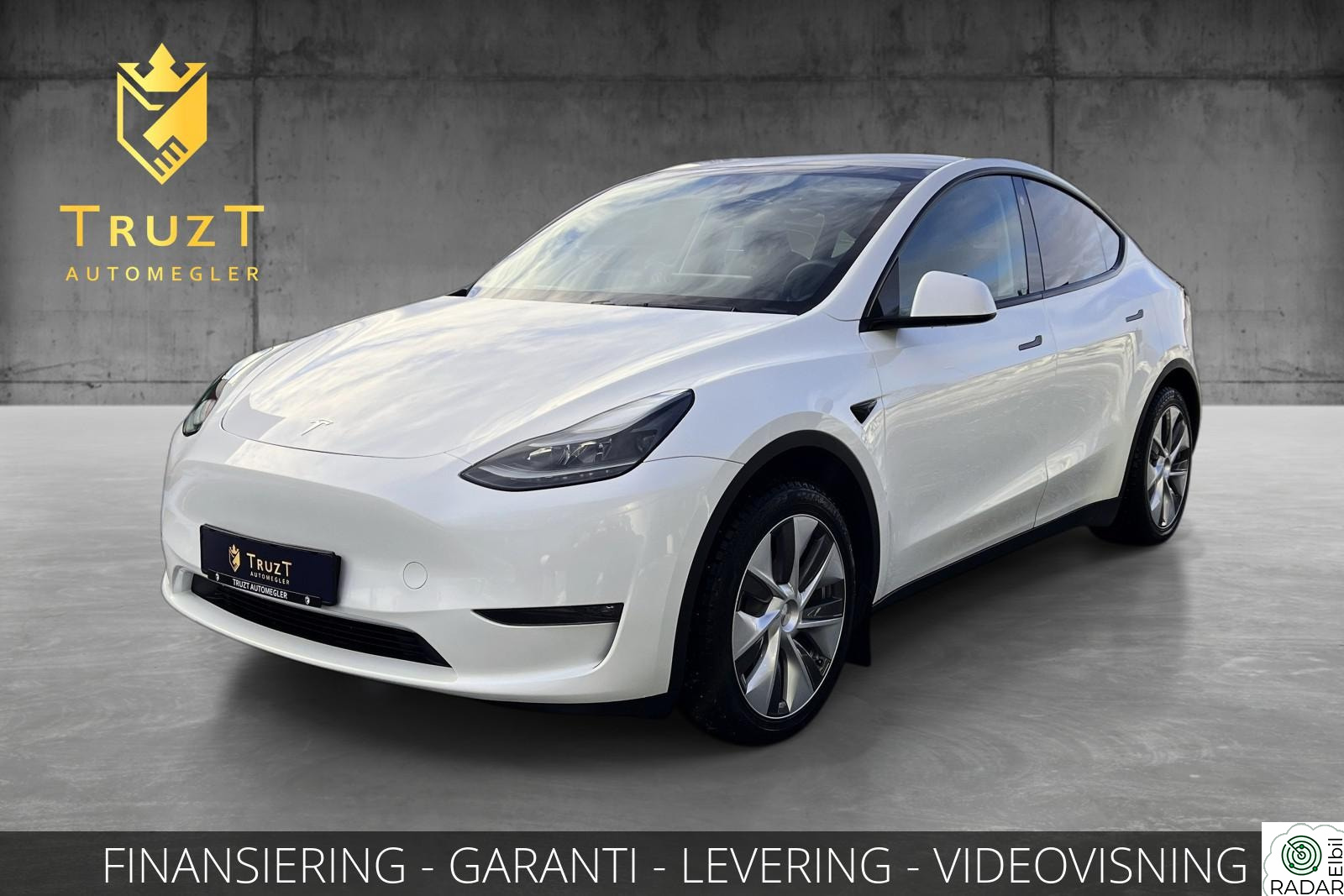 TESLA Model Y LR AWD / H.feste / Premium / Panorama / Varmepumpe+++
