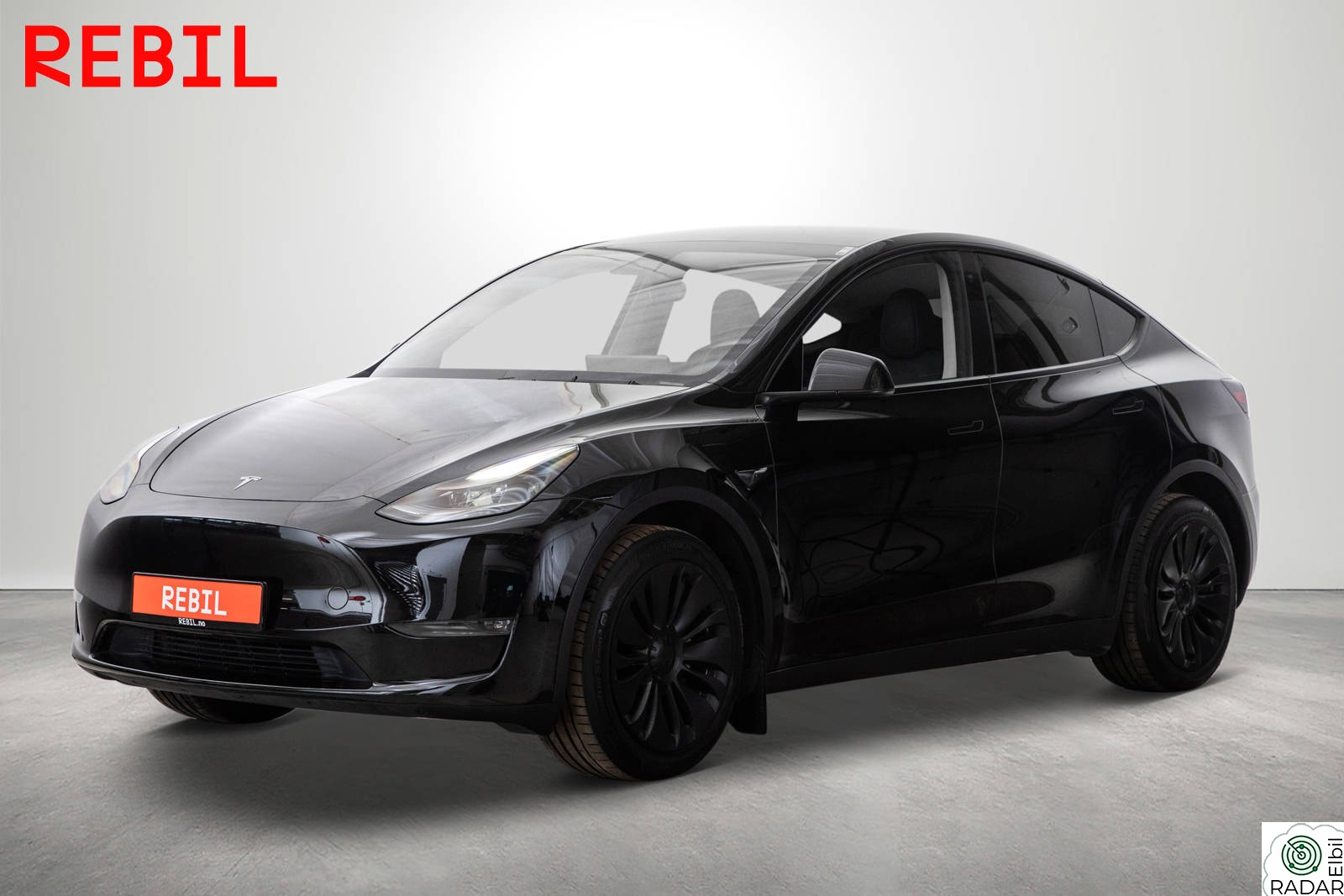 TESLA Model Y LongRange/AP/V.pumpe/R.Kam/Skinn/AWD/Ryzen/Krok