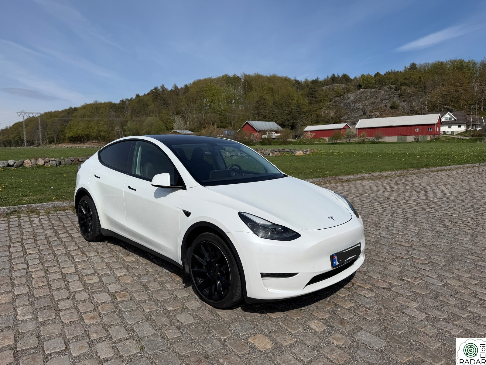 TESLA Model Y Long Range AWD