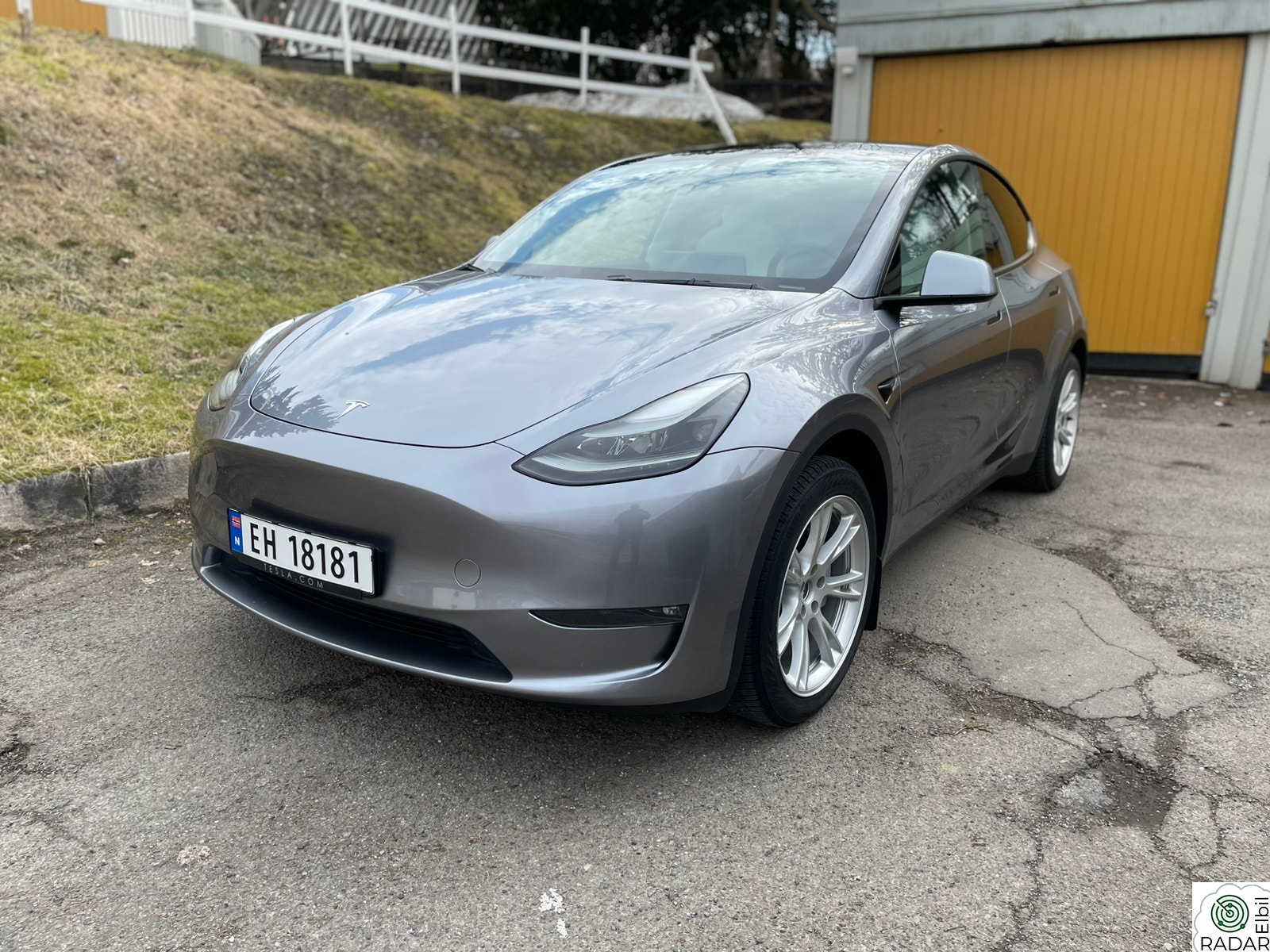 TESLA Model Y Long Range AWD