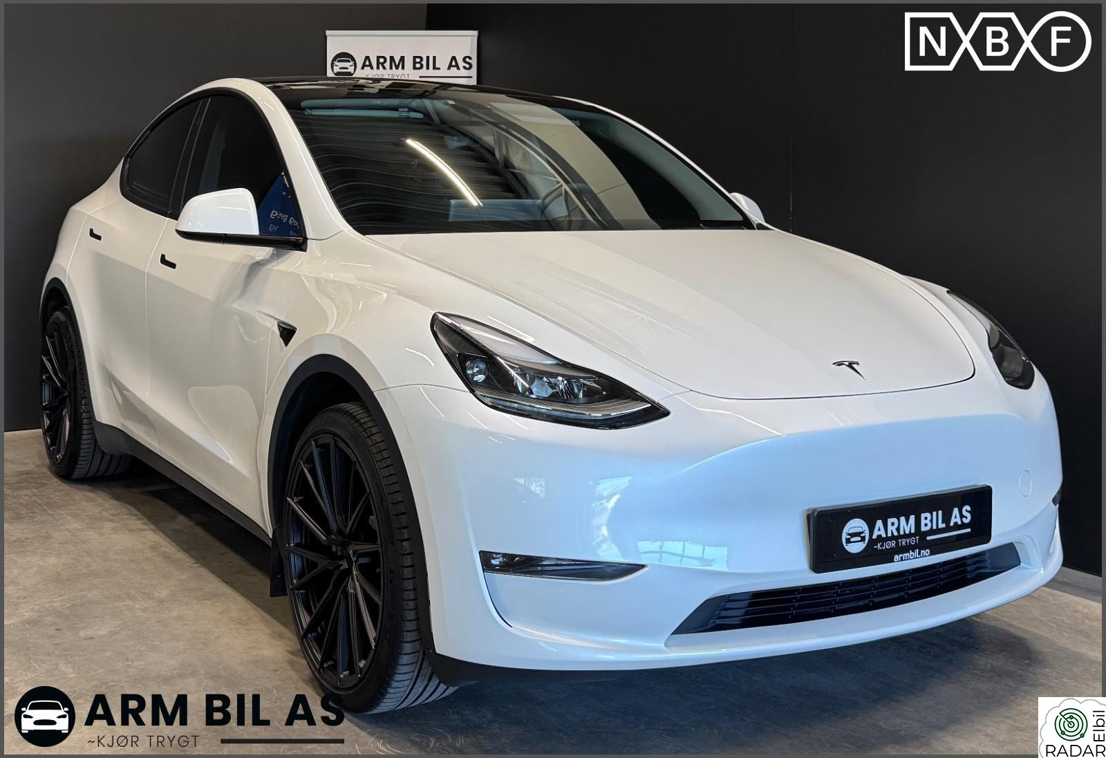 TESLA Model Y AWD, Long Range, hengerfeste, Panoramatak, skinn++