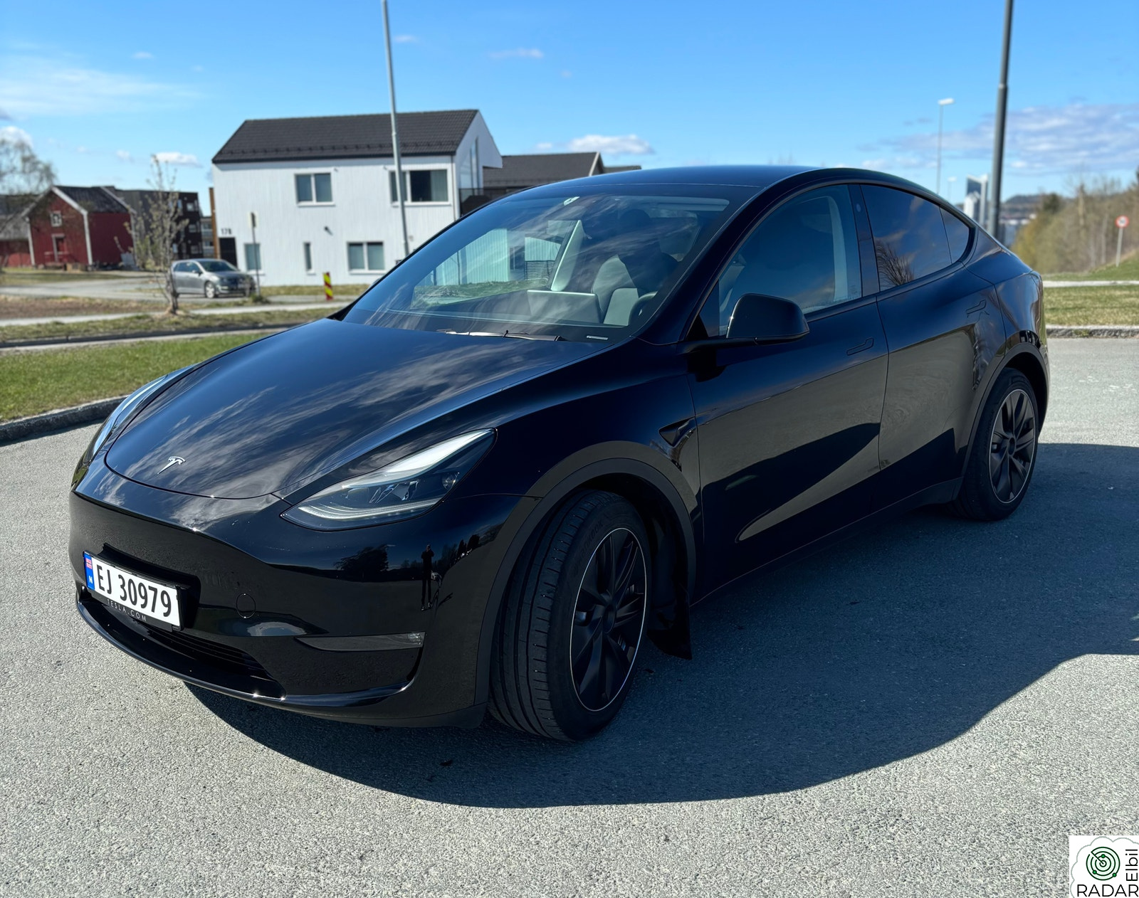 TESLA Model Y Long Range AWD|Krok|Skinn|Glasstak|514hk|Garant