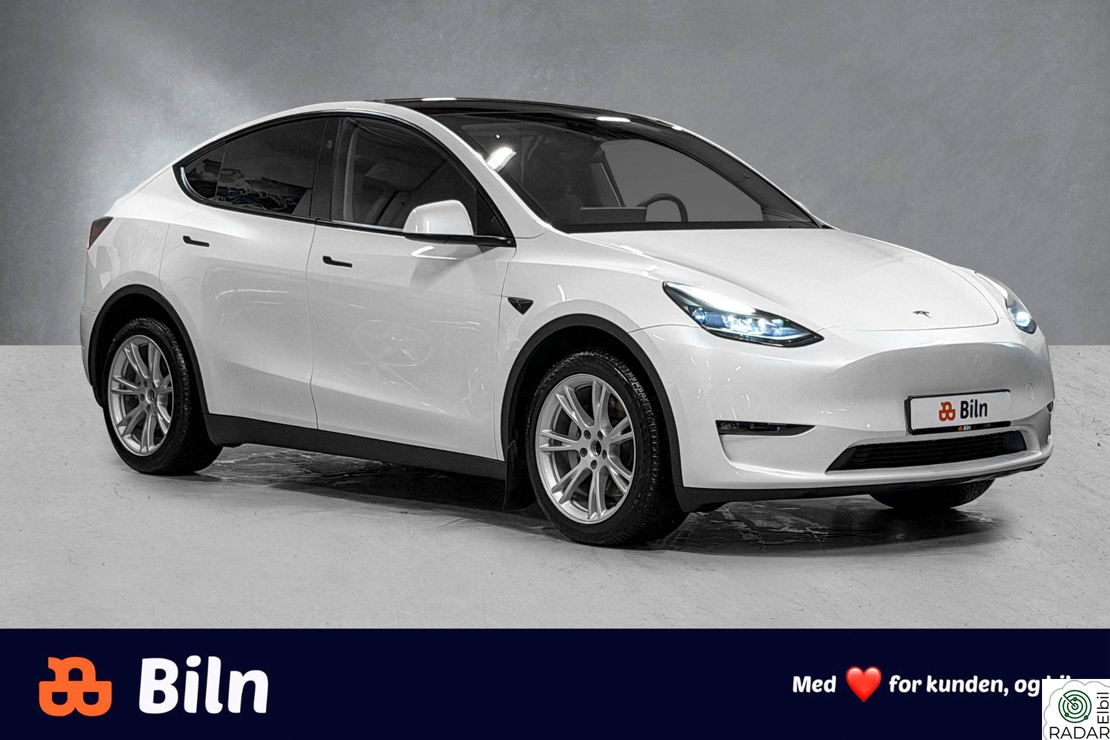 TESLA Model Y Long Range AWD /Krok/Skinn/HIFI premium/Blindsone/ACC