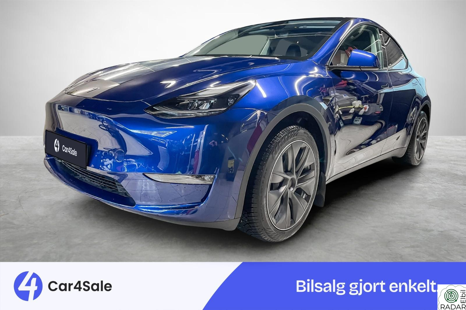 TESLA Model Y Long Range AWD 533km / Premium / AP / Krok / 1 Eier ++
