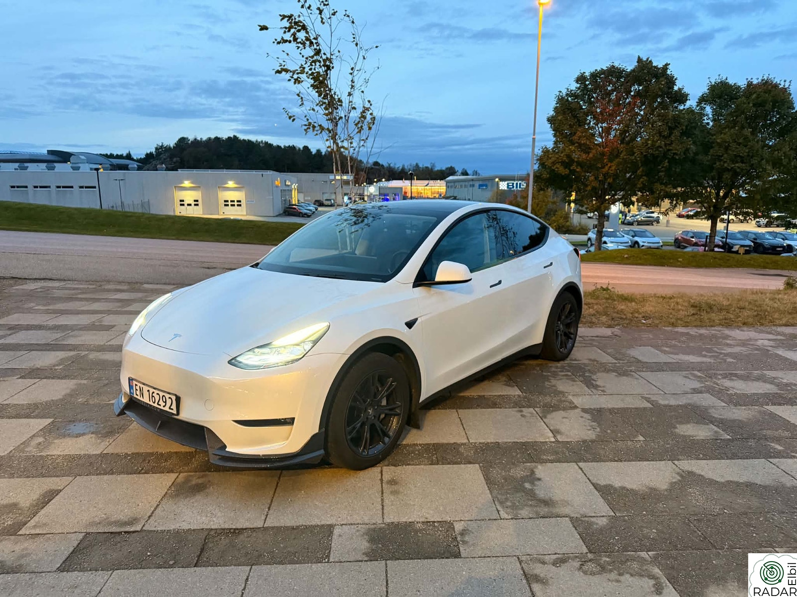 TESLA Model Y Long Range AWD