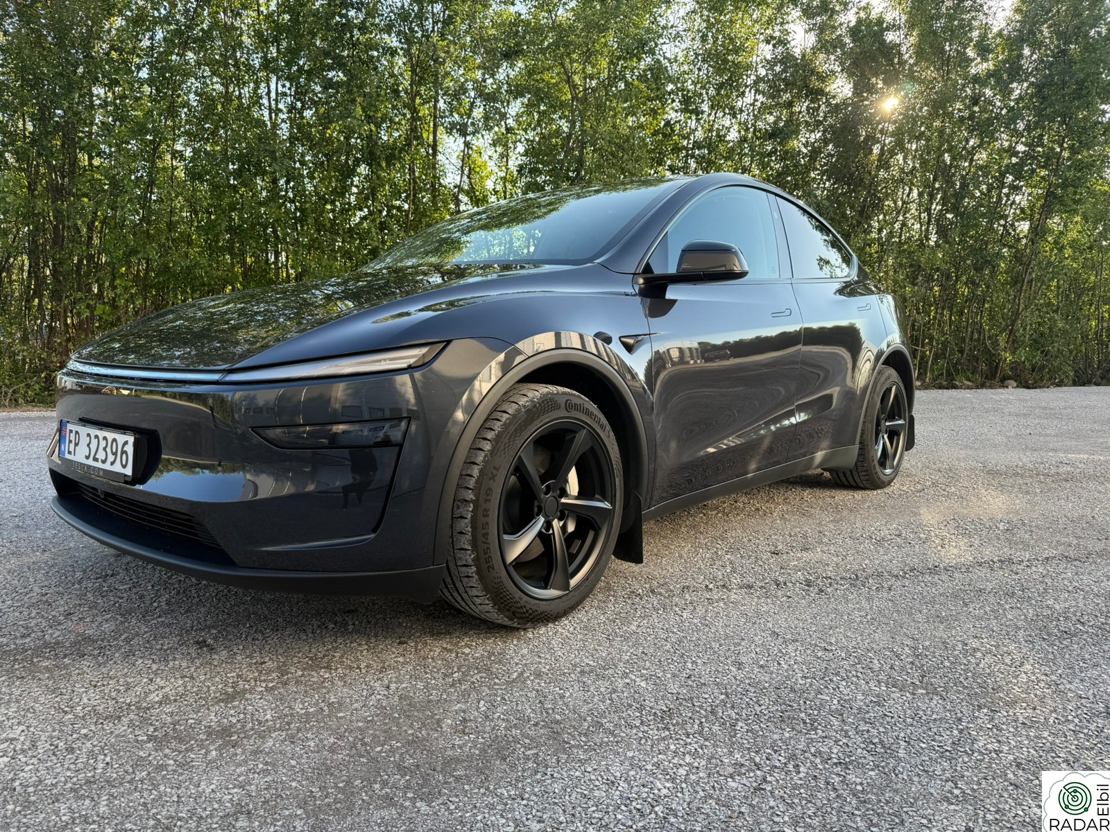 TESLA Model Y Premium Long Range AWD