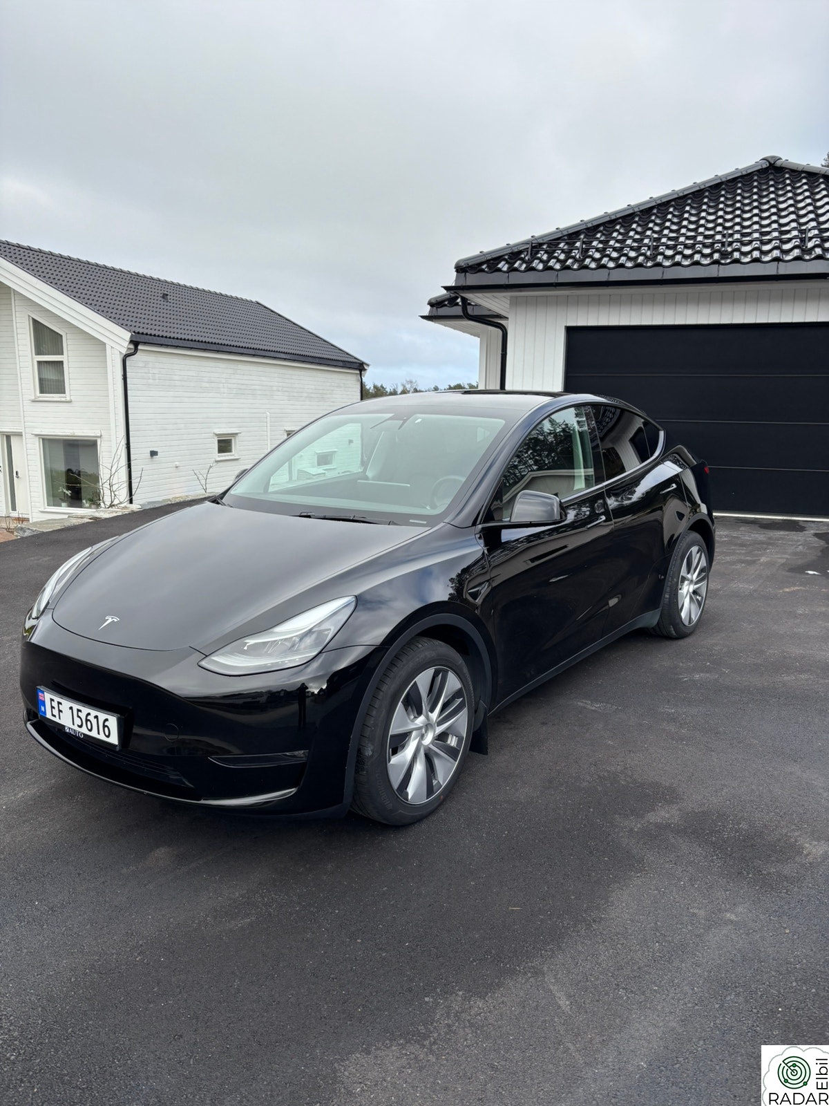 TESLA Model Y Long Range AWD