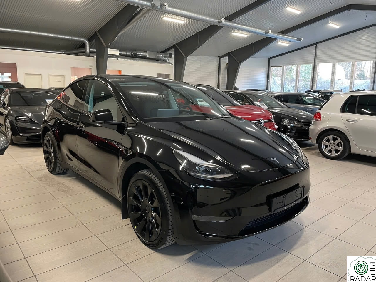 TESLA Model Y LONG RANGE AWD SKINN,H-FESTE,KAMERA,HIFI,PREMIUM,20"