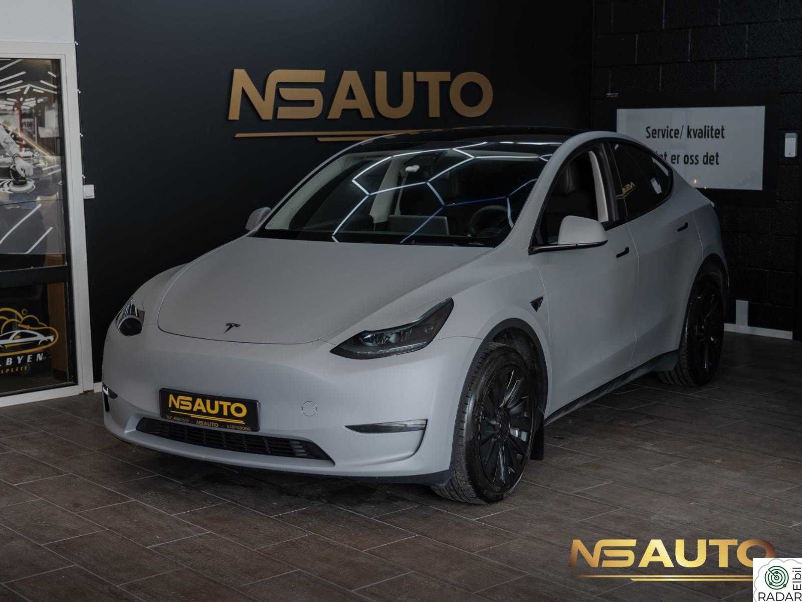 TESLA Model Y AWD / 533 WLTP / FOLERT / FSD / PANORAMA / S&V / SKINN