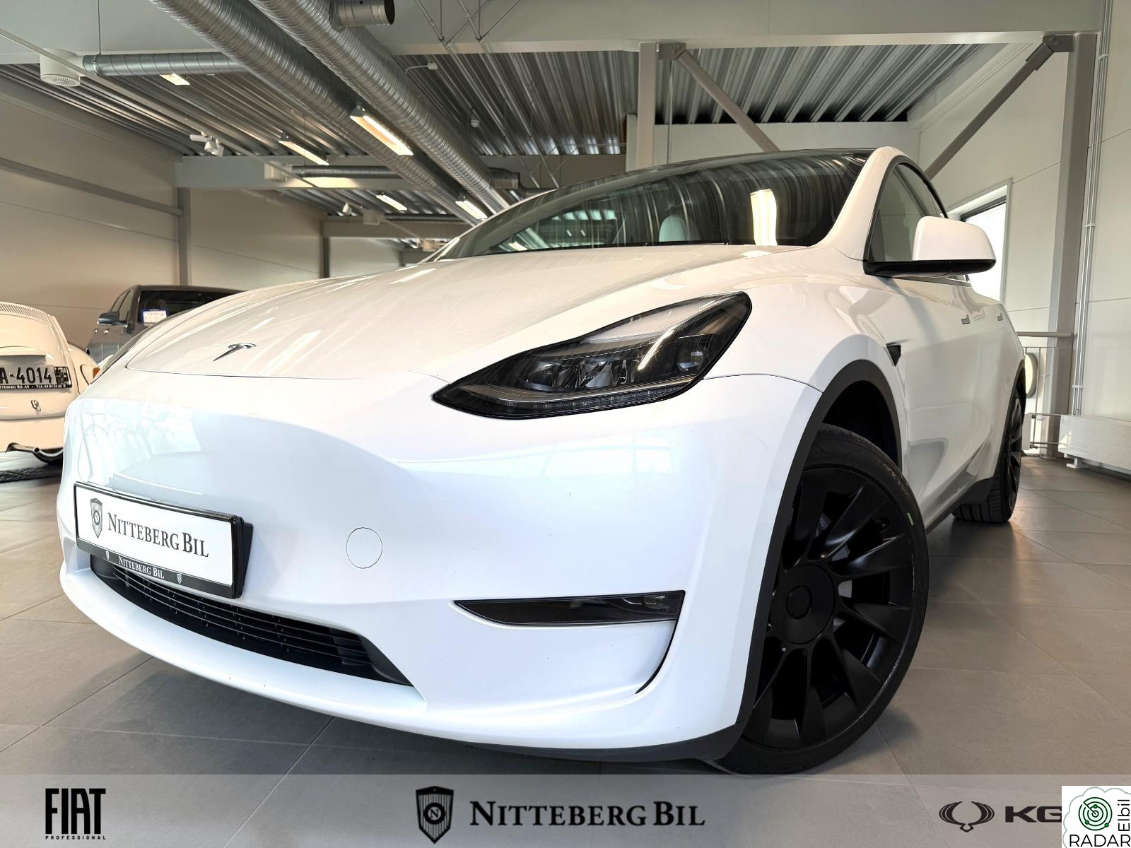 TESLA Model Y Long Range AWD-H.Feste-Lyst Skinn-Panorama-Autopilot