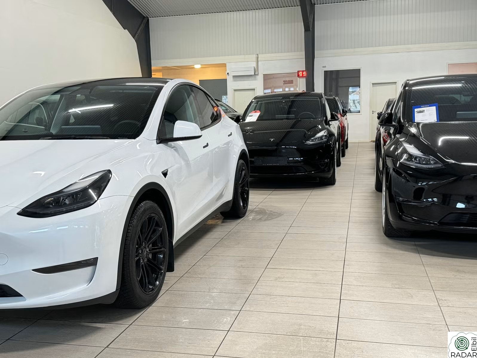 TESLA Model Y Long Range AWD